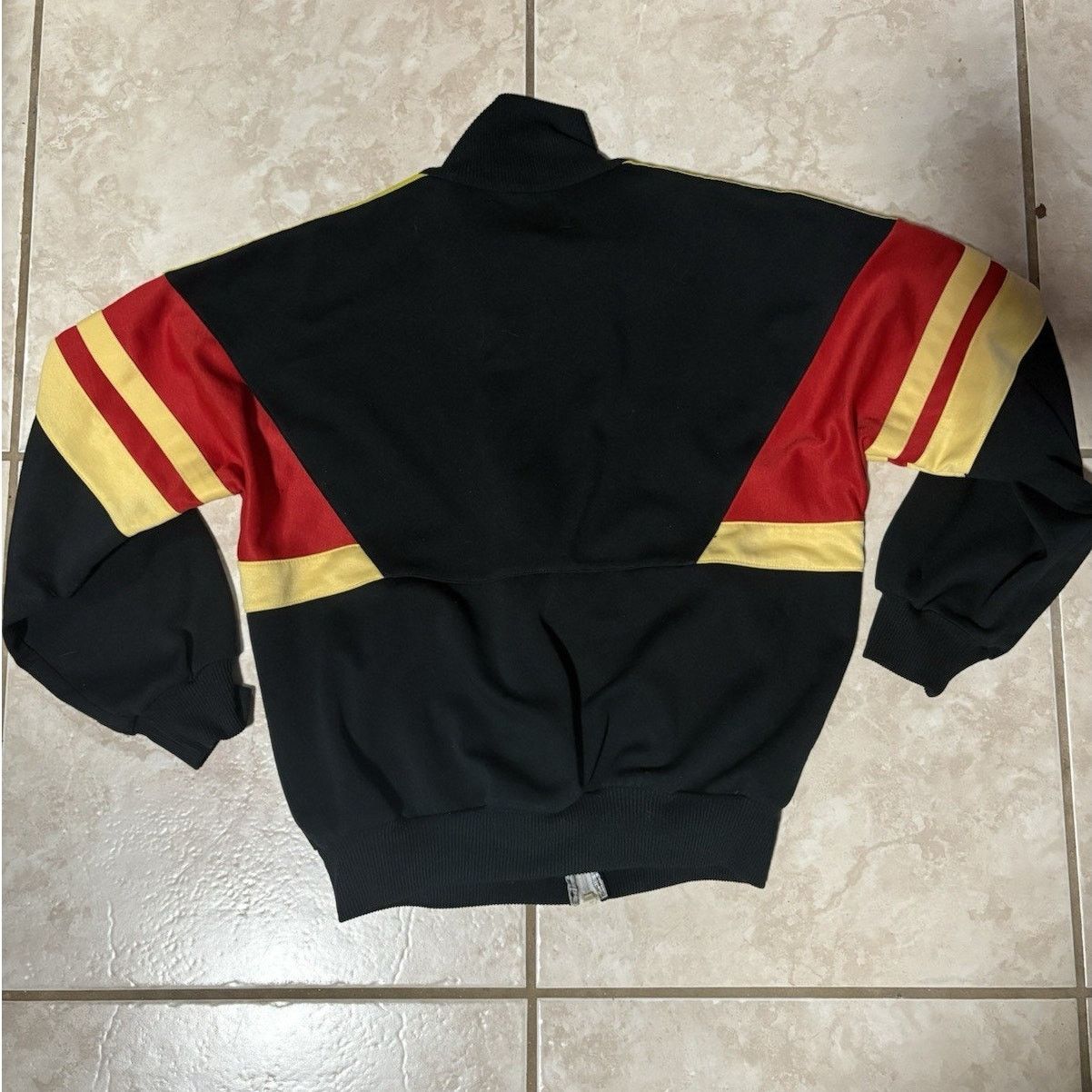 Adidas Rare Vintage 1970s Adidas Beckenbauer Germany Track Sm/md Size US M / EU 48-50 / 2 - 6 Thumbnail