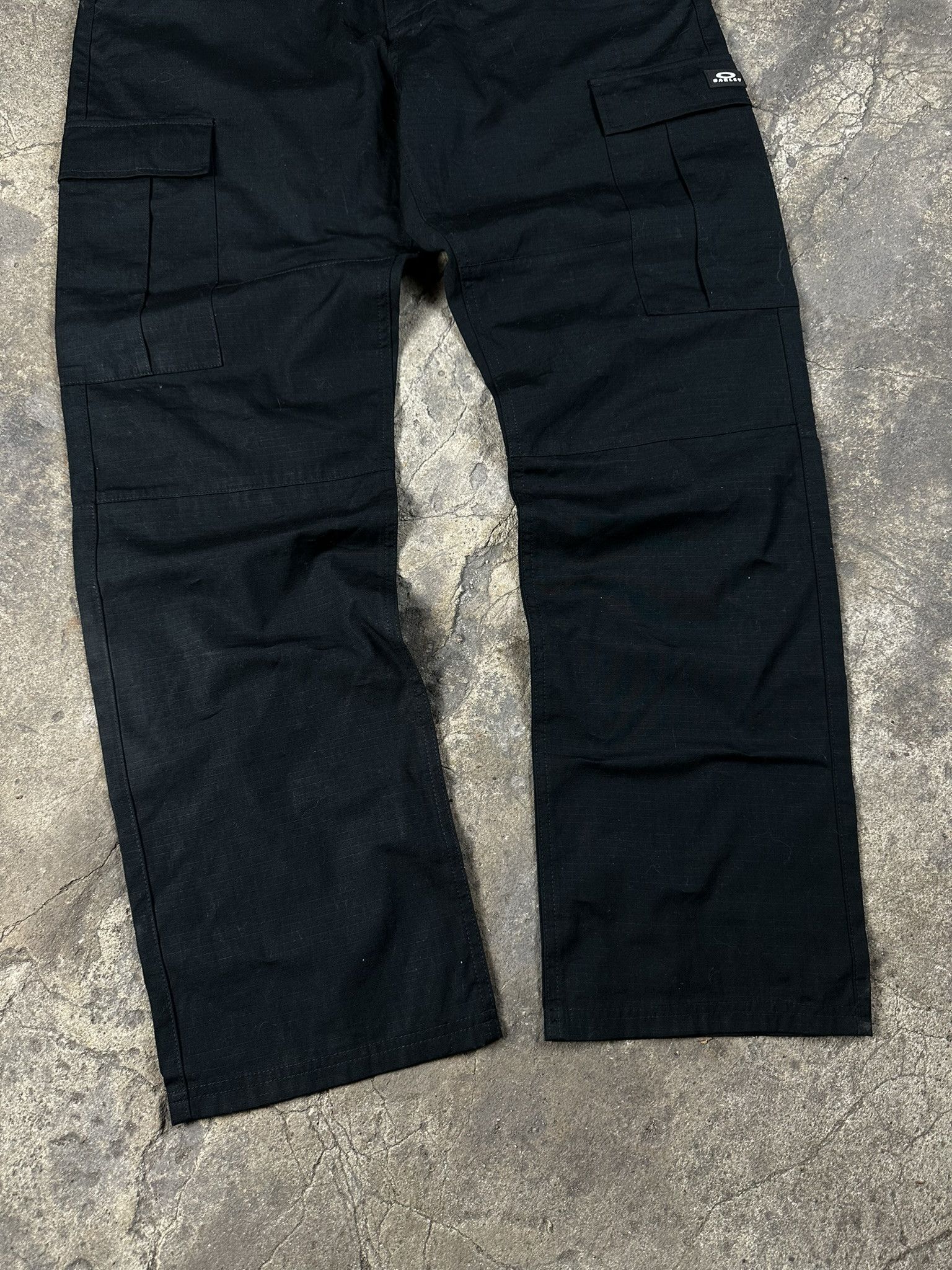 Oakley Vintage Y2k Oakley Cargo Oversized Pants Size US 36 / EU 52 - 2 Thumbnail
