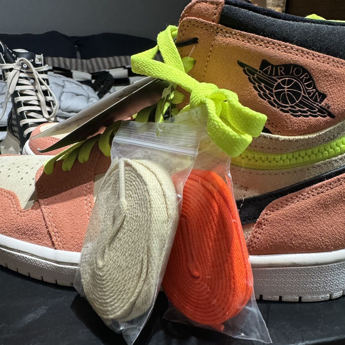 Jordan Brand NEW JORDAN 1 SWITCH APRICOT LEMON DROP 9.5US Size US 9.5 / EU 42-43 - 7 Thumbnail