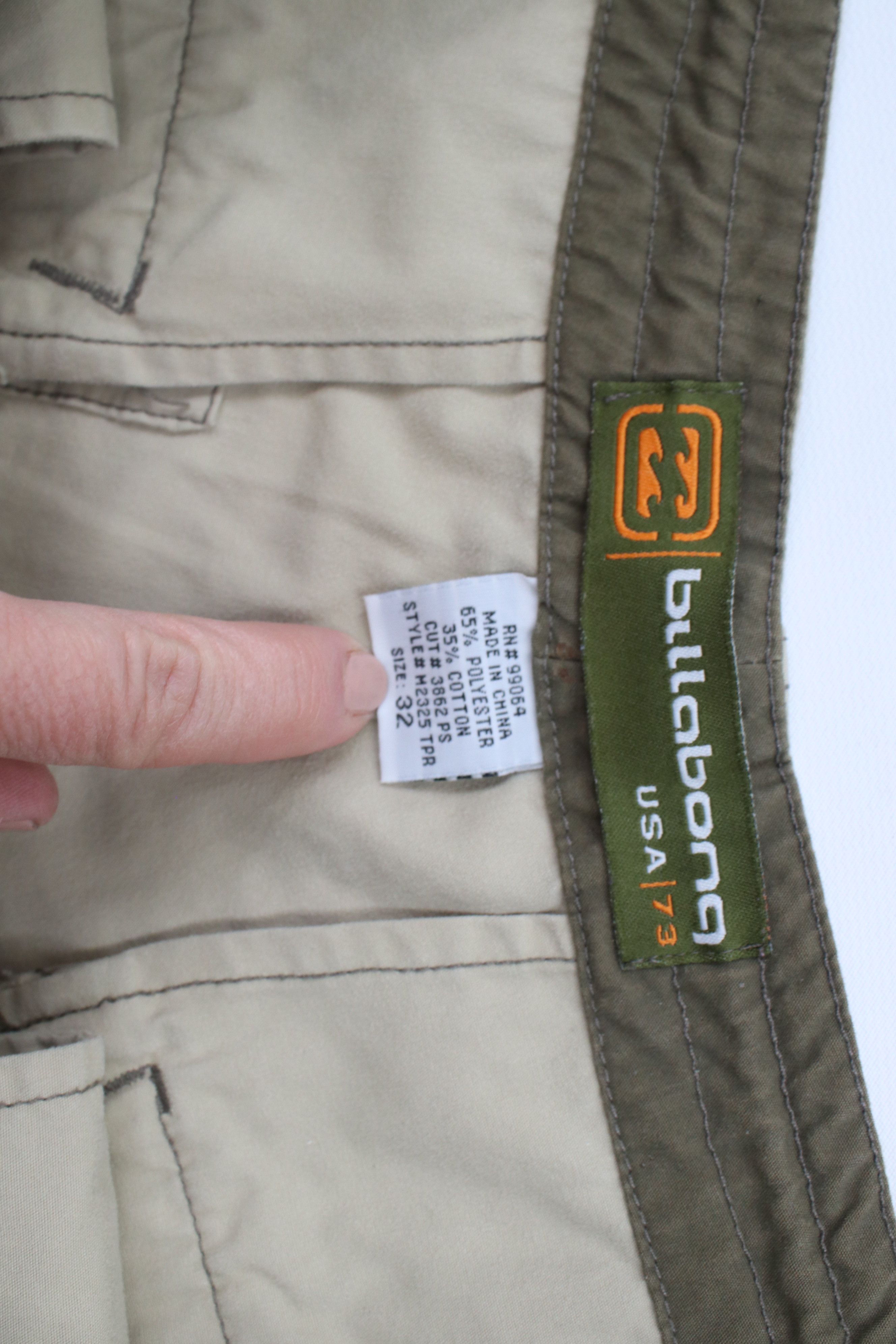 Billabong × Vintage Vintage 90s Y2K Billabong Surfing Baggy Cargo Shorts Beige Size US 32 / EU 48 - 8 Thumbnail