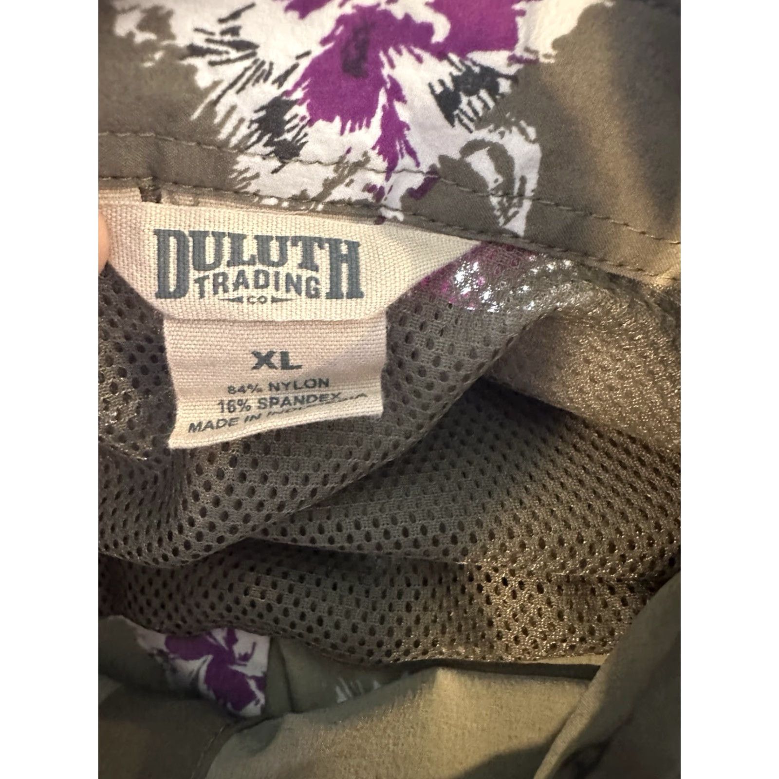 Duluth Trading Company Duluth Trading Co. Sidewinder Nylon Spandex Floral Printed Gardening Shirt XL Women Long Sleeve Button-Up Multicolor Floral Size XL / US 12-14 / IT 48-50 - 4 Thumbnail