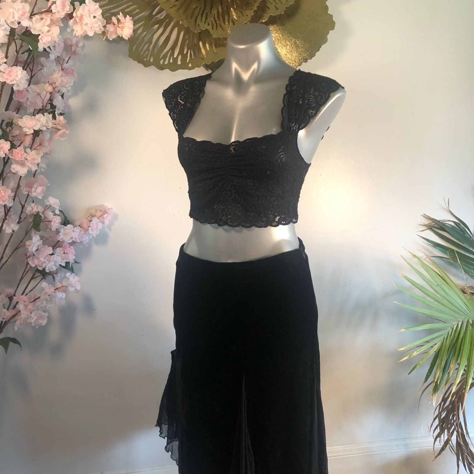 Free People Lace top cami low cut black free people intimately Size XS / US 0-2 / IT 36-38 - 3 Thumbnail