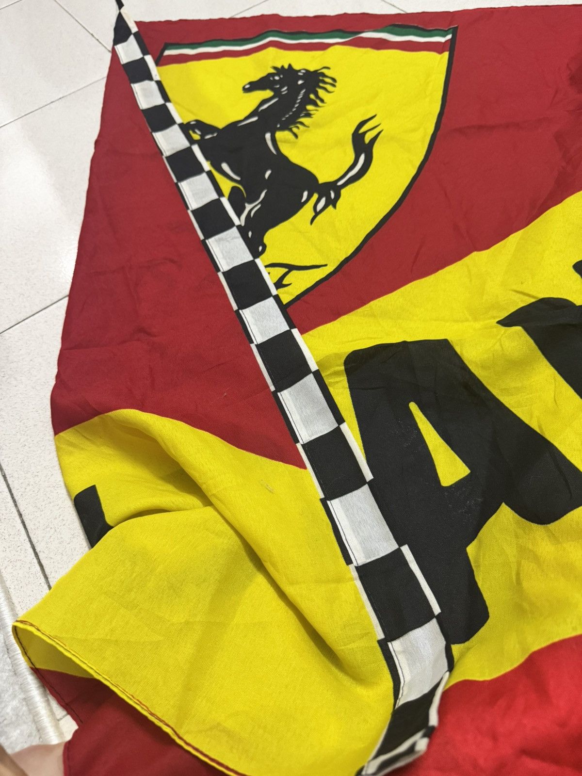 Ferrari VINTAGE 1990s JEAN ALESI FERRARI FLAG SCARF Size ONE SIZE - 5 Thumbnail