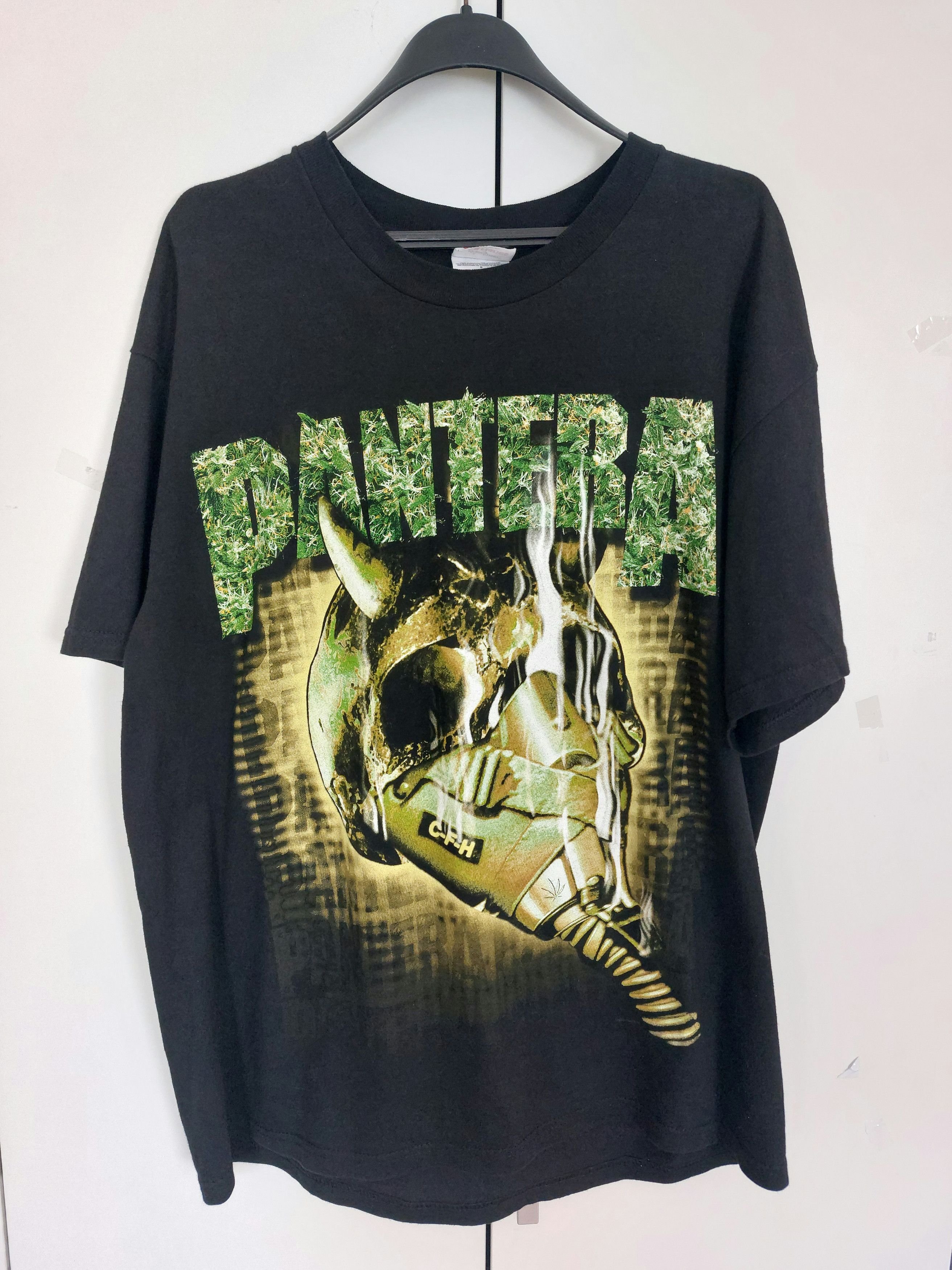 Hanes PANTERA Cowboys from Hell Tour 1999 Size US L / EU 52-54 / 3 - 1 Thumbnail
