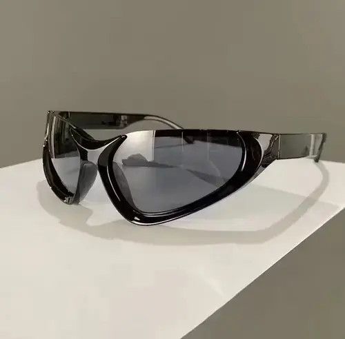 Electric Visual Alien Cyber Eye Sunglasses Dystopian Grunge 2000s Future Size ONE SIZE - 1 Thumbnail