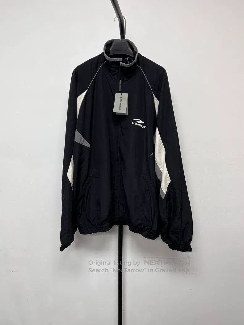Balenciaga Balenciaga Logo letter print sunscreen, loose fit jacket, Size US XS / EU 42 / 0 - 1 Thumbnail