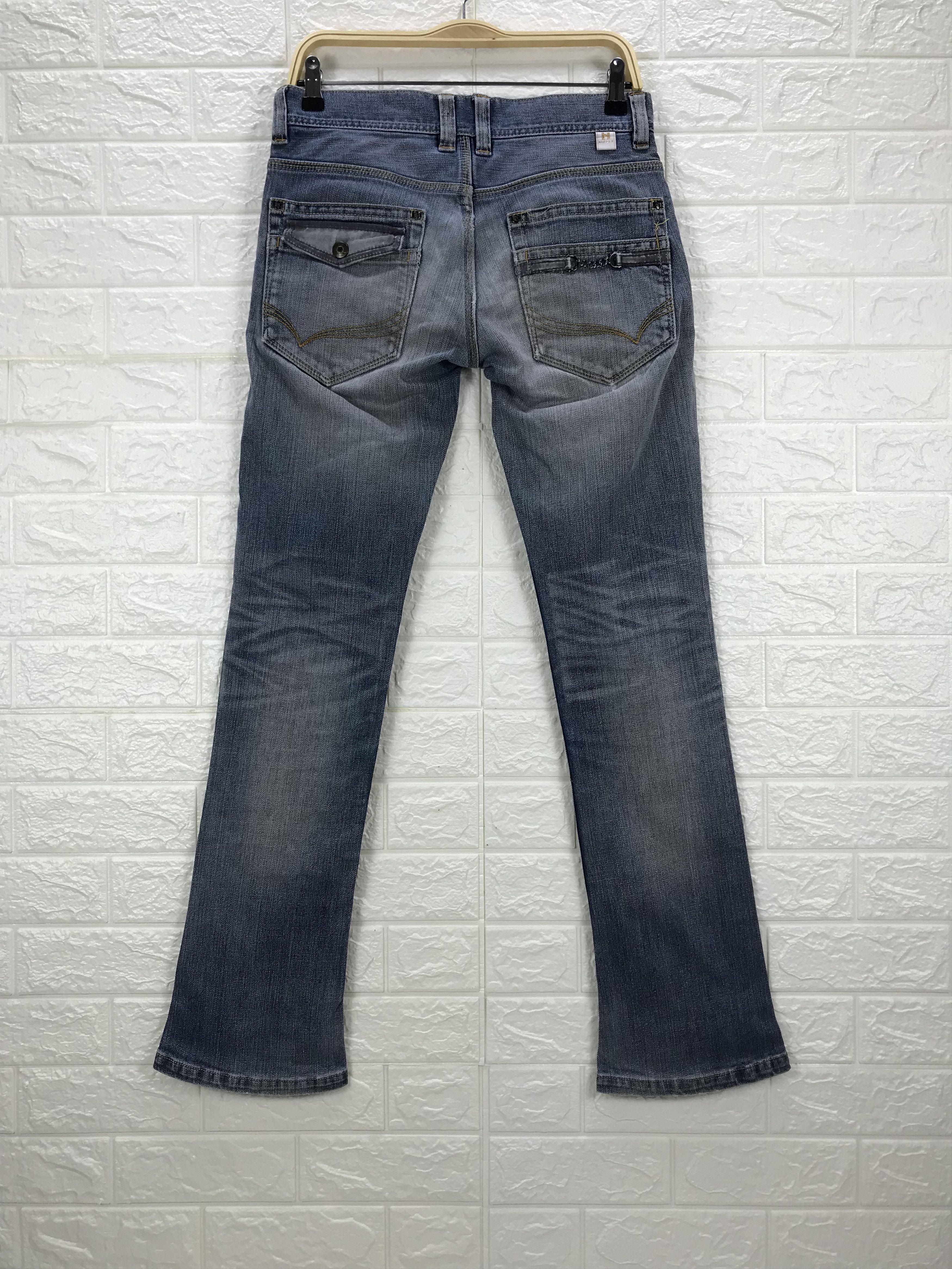 HIDEAWAYS Vintage Hideaways Nicole Club Flare Jeans Size US 31 - 5 Thumbnail