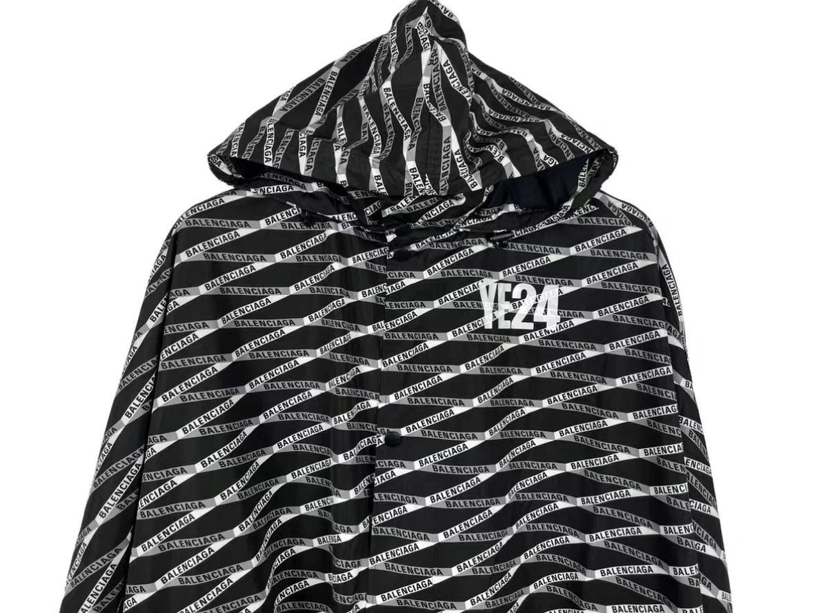 Balenciaga Balenciaga x Kanye YE24 All-Over Print Long Cape Coat J31 Size US S / EU 44-46 / 1 - 3 Thumbnail