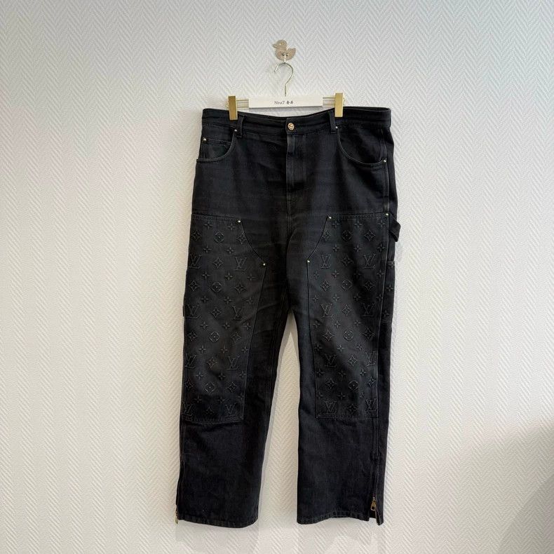 Louis Vuitton Louis Vuitton 2024 Embroidered Logo Jeans - dmc Size US 31 - 1 Thumbnail