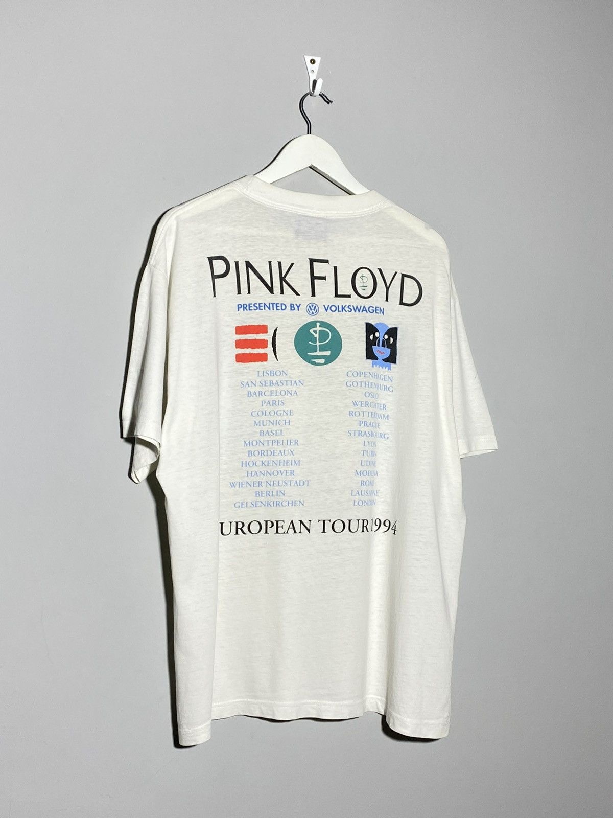 Pink Floyd Vintage Pink Floyd 1994 Tour The Division Bell Shirt Brockum Size US XL / EU 56 / 4 - 2 Thumbnail