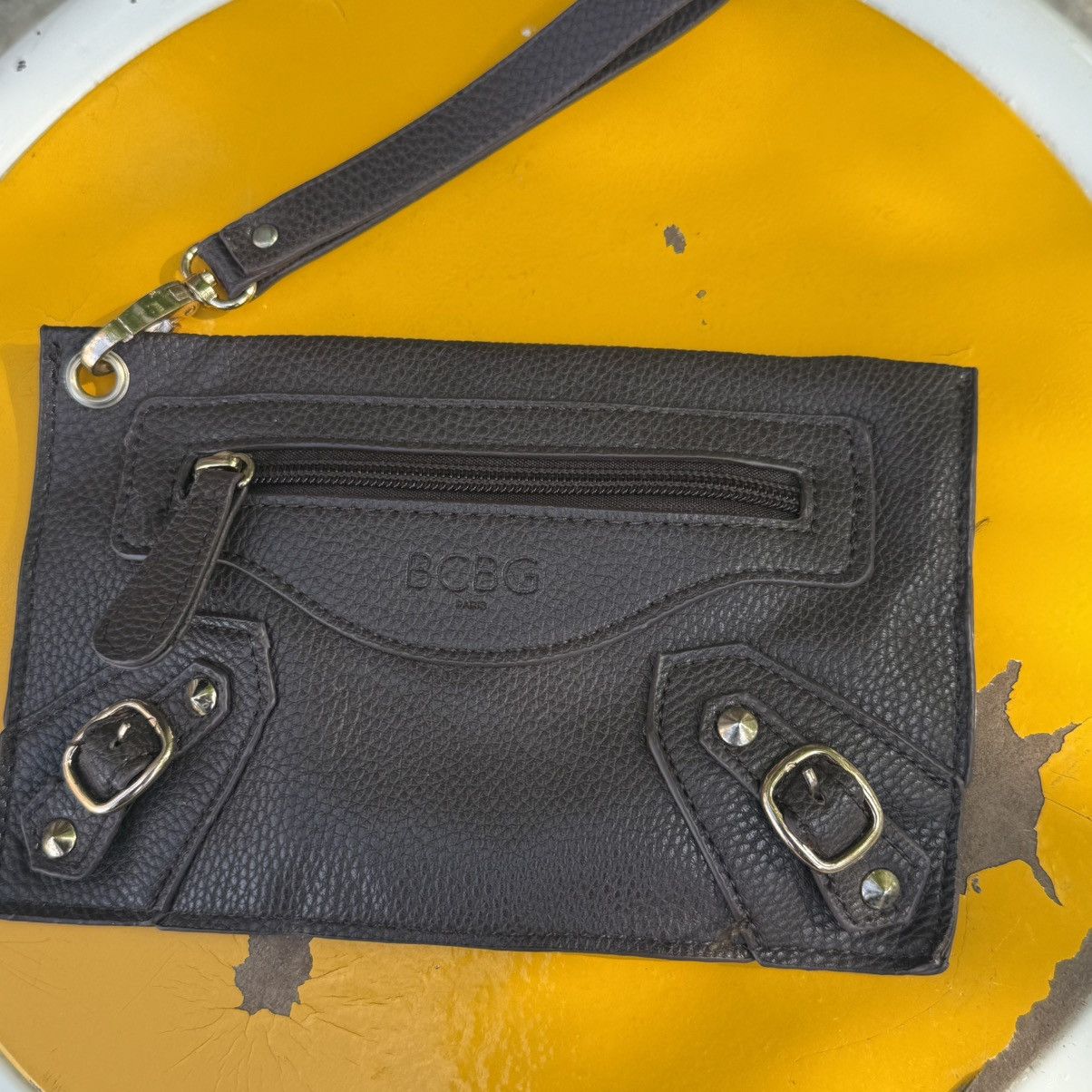 Bcbgmaxazria BCBG Brown Wristlet Prom Homecoming Formal Gold Hardware Size ONE SIZE - 2 Thumbnail