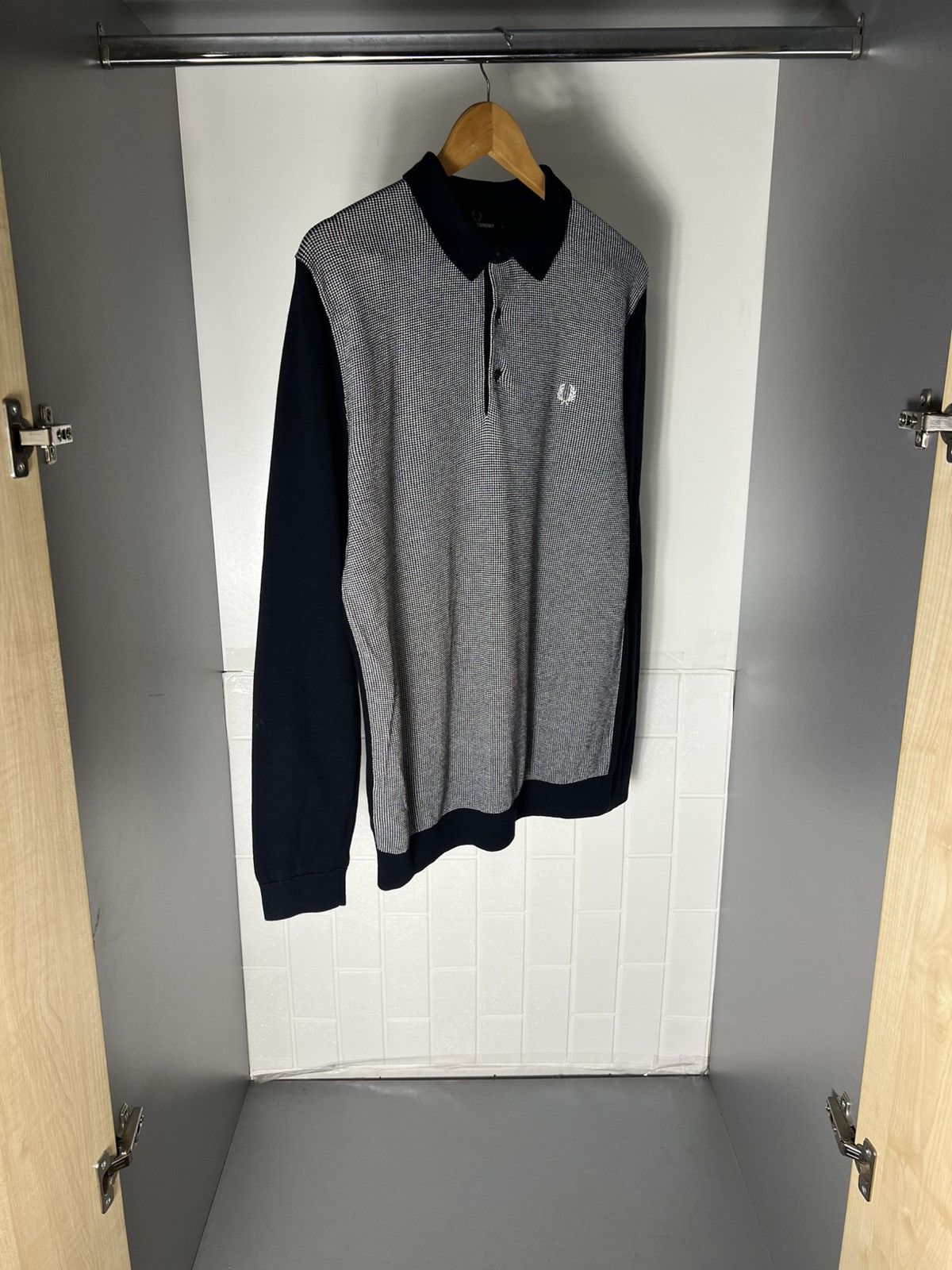 Fred Perry VINTAGE FRED PERRY LONG SLEEVE POLO CASUAL DESIGNER DELUX Size US L / EU 52-54 / 3 - 7 Thumbnail
