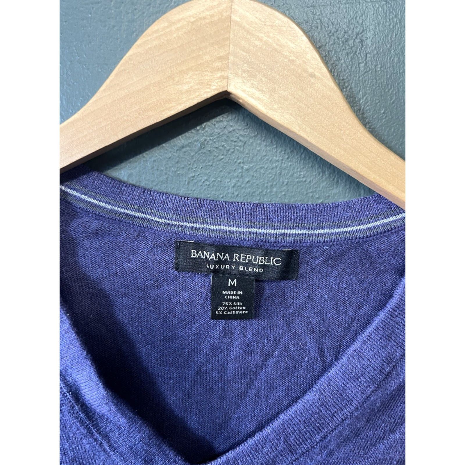 Banana Republic Banana Republic Purple Long Sleeve Silk Pullover Sweater Womens Size M Medium Shirt Size M / US 6-8 / IT 42-44 - 3 Thumbnail