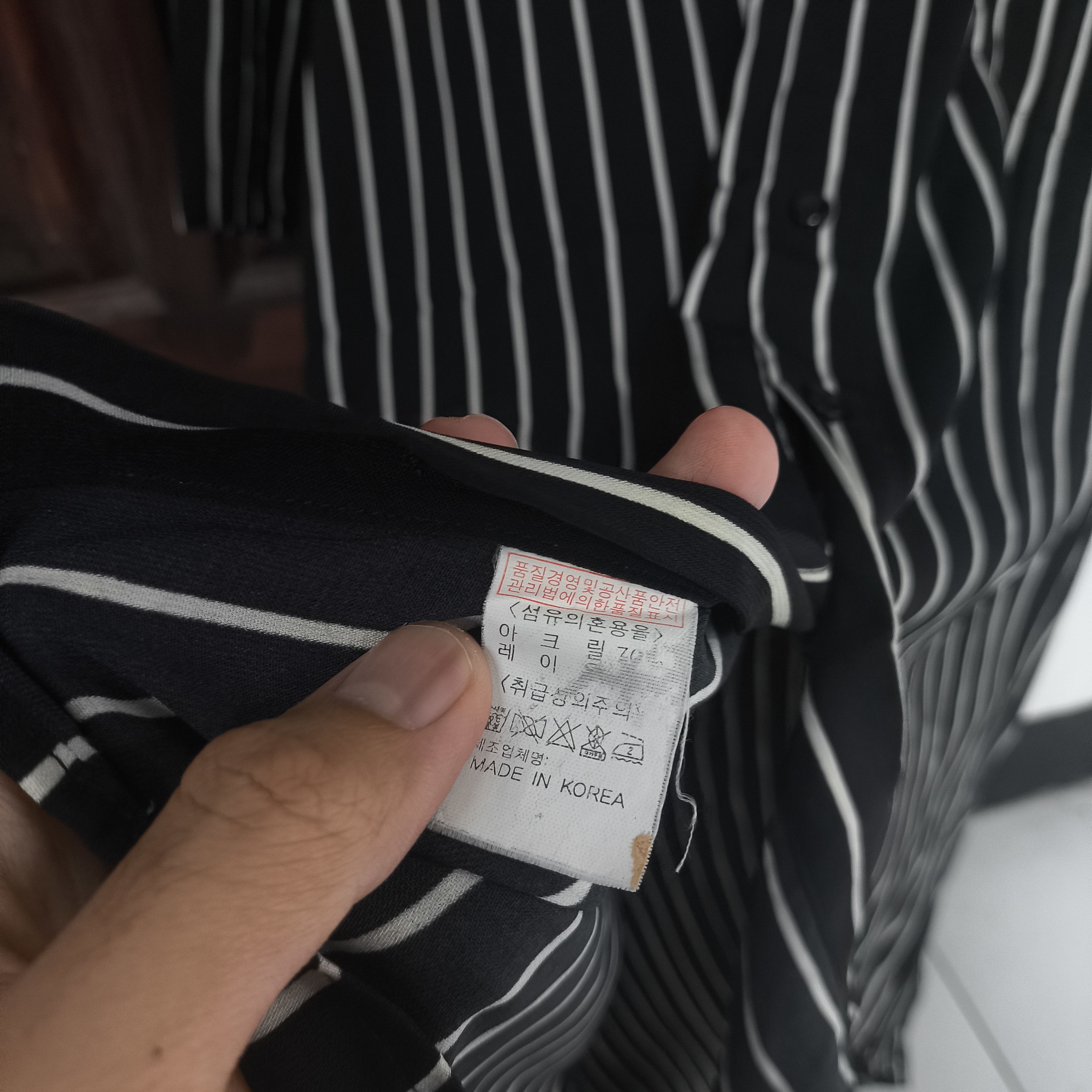 Balenciaga Balenciaga stripped open collar shirt Size US M / EU 48-50 / 2 - 3 Thumbnail