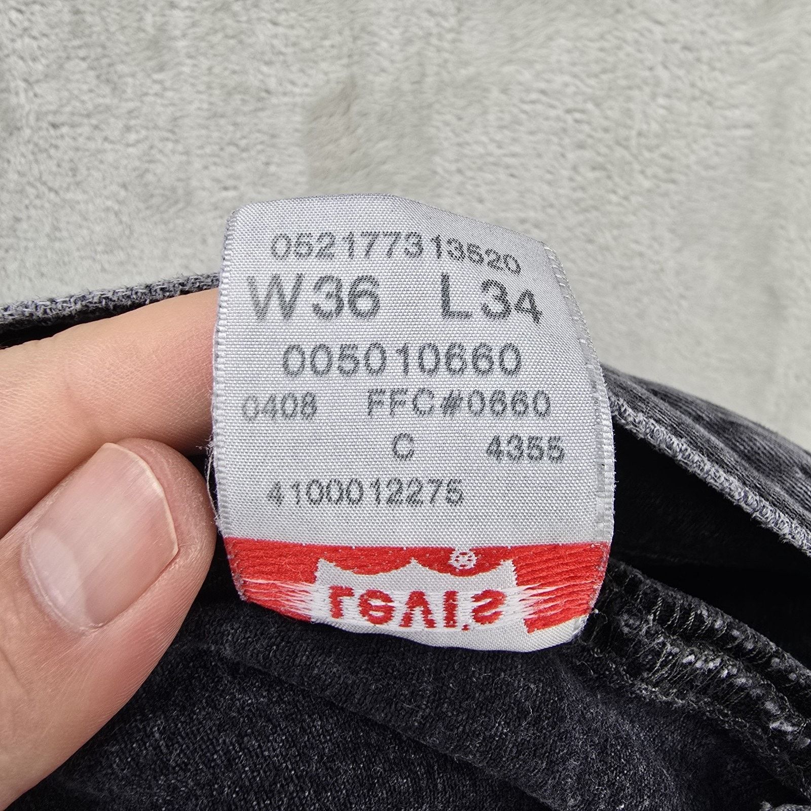 Levi's Vintage Levis Jeans 36x34 (Fits 34x31) Black 501 Y2K 2008 Size US 34 / EU 50 - 7 Thumbnail