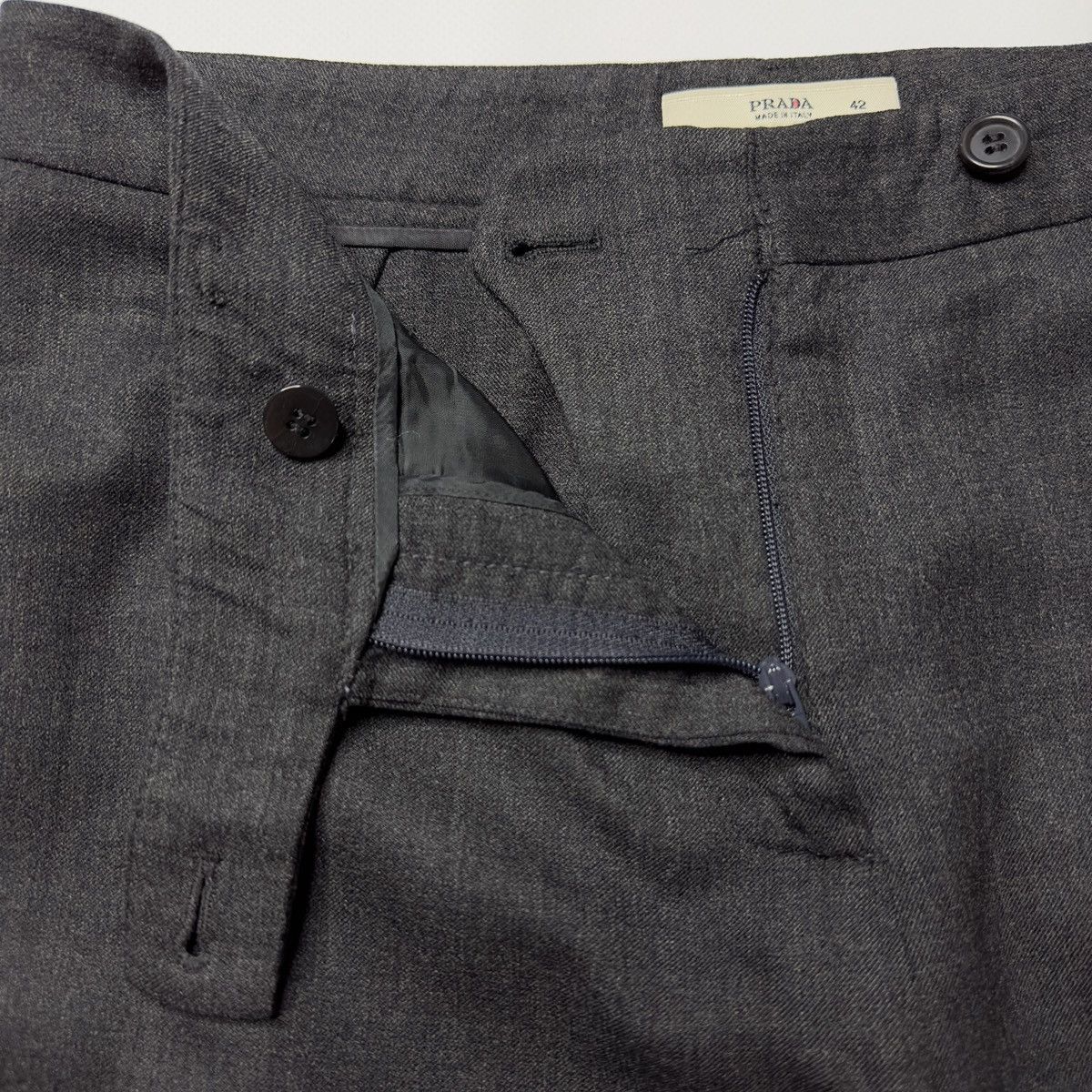 Prada Prada classic trousers Size 28" / US 6 / IT 42 - 3 Thumbnail