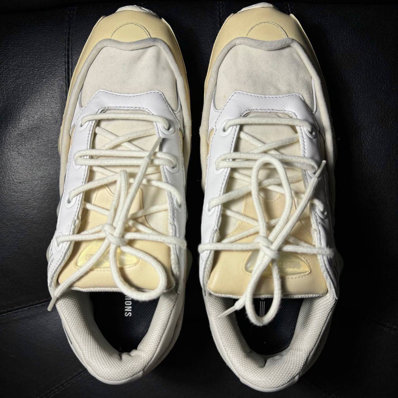Adidas × Raf Simons 11us Adidas Raf Simons Ozweego Bunny Cream Sneakers Size US 11 / EU 44 - 5 Thumbnail