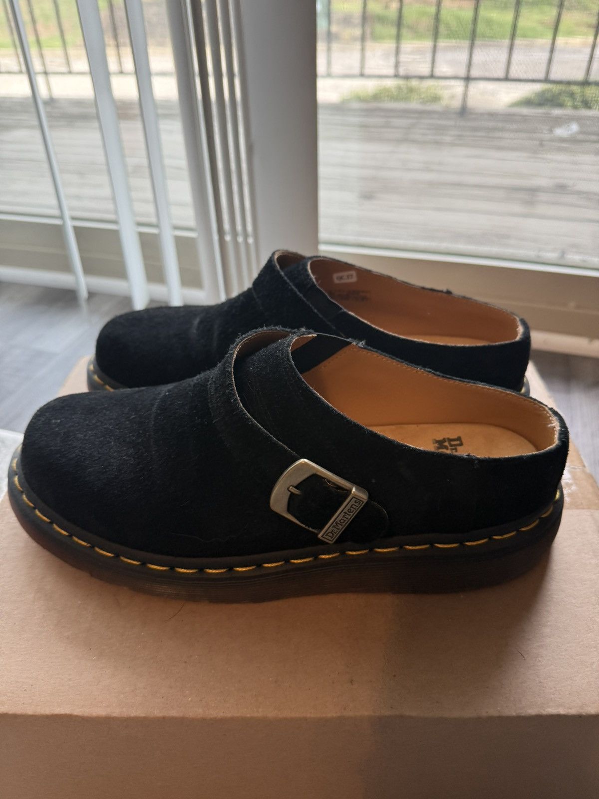Dr. Martens Dr Martens Isham Mule Black Suede Size US 9 / EU 42 - 4 Thumbnail