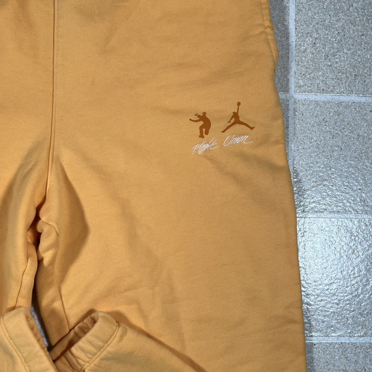 Jordan Brand × Union LA JORDAN x UNION LA MENS FLEECE SWEATPANTS PANTS GOLD NEW Size US 36 / EU 52 - 3 Thumbnail
