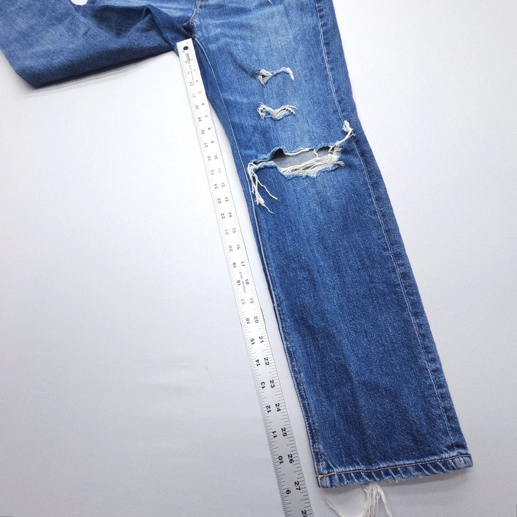 American Eagle Outfitters VINTAGE American Eagle Outfitters Mom Jeans Size 6 Distressed High Rise Dark Wash Floral Logo Blue Denim 90s Womens Jeans Size 28" / US 6 / IT 42 - 7 Thumbnail