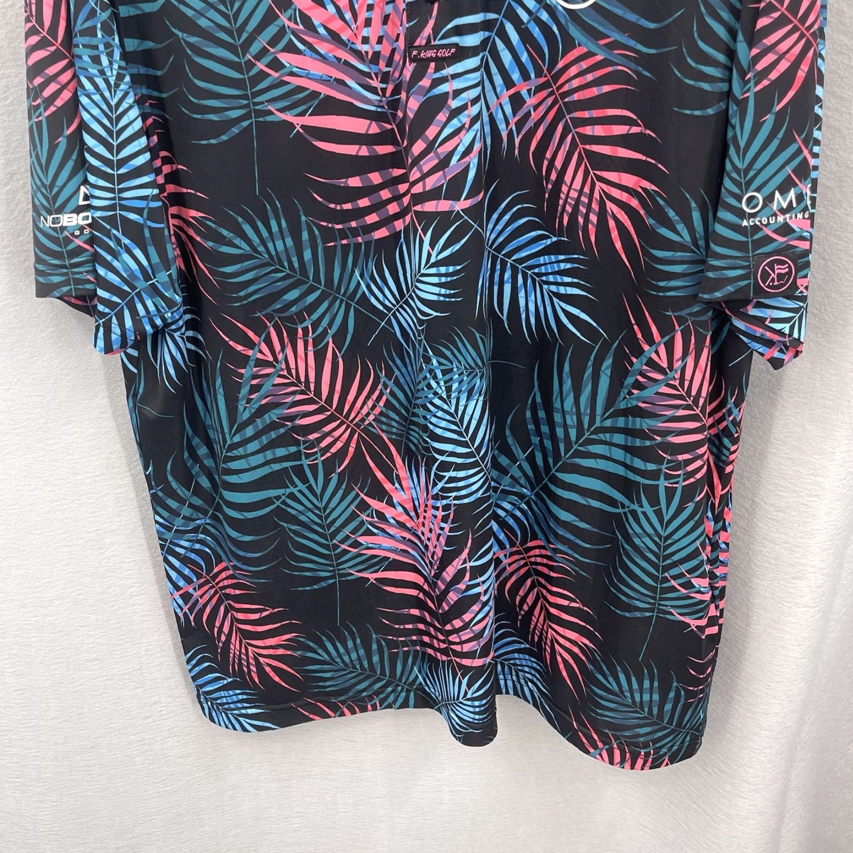 Vintage F.King Golf Polo Shirt Mens L Floral Palms UPF 50 Logo Novelty Preppy Dad Sports Golf Shirt Mens L Black Floral Palm Logo UPF 50 Size US L / EU 52-54 / 3 - 5 Thumbnail