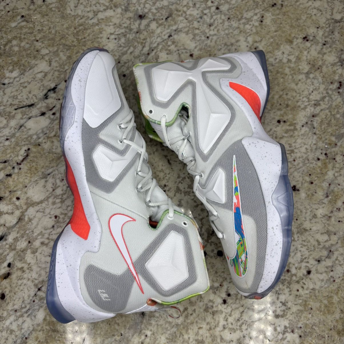 Nike Size 11.5 - Nike LeBron 13 Easter CLEAN W/Box Size US 11.5 / EU 44-45 - 13 Thumbnail