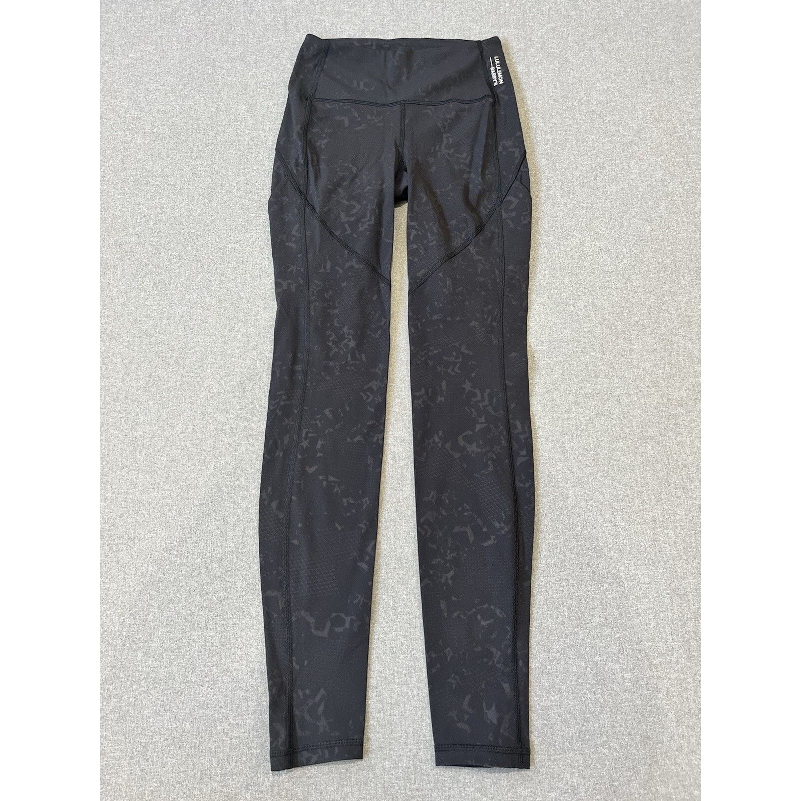 Lululemon Lululemon X Barrys Stronger as One Tight 29” Black Sz 4 Size 27" / US 4 / IT 40 - 1 Thumbnail