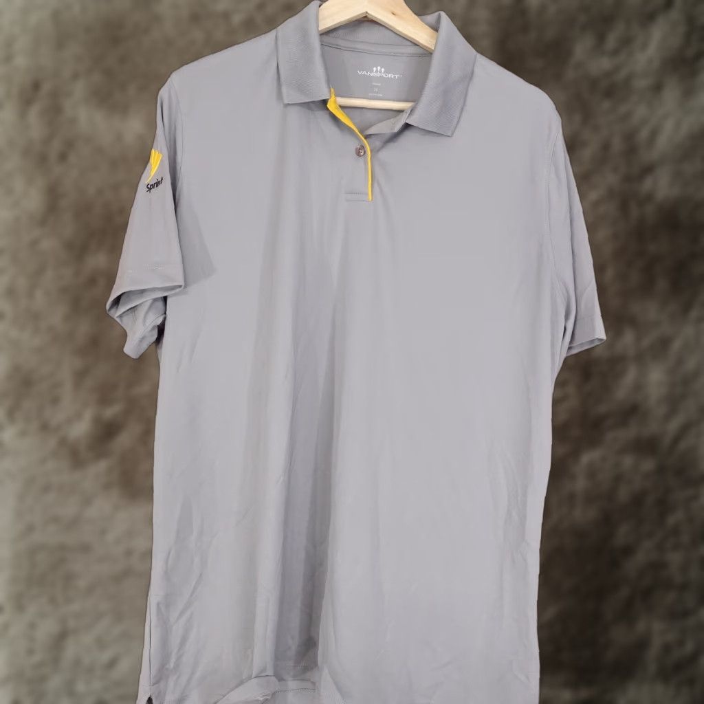 Jansport SPRINT MOBILE LOGO POLO SHIRT GREY WOMENS 2XL SHORT SLEEVE WORK EMPLOYEE Size XXL / US 16-18 / IT 52-54 - 1 Thumbnail