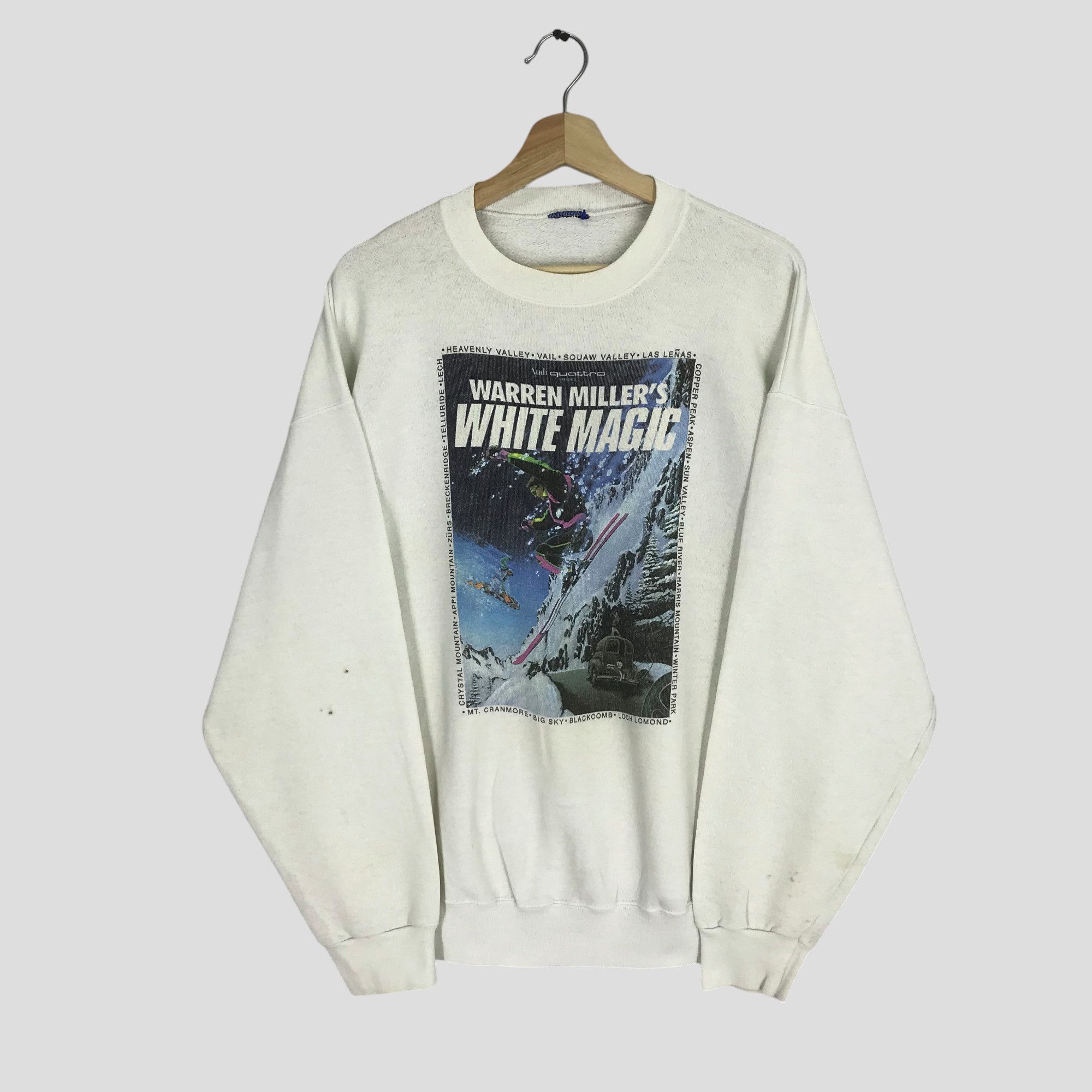 Vintage Vintage 90's White Magic Snow Mountain Sweatshirt - 362 Size US XL / EU 56 / 4 - 1 Thumbnail