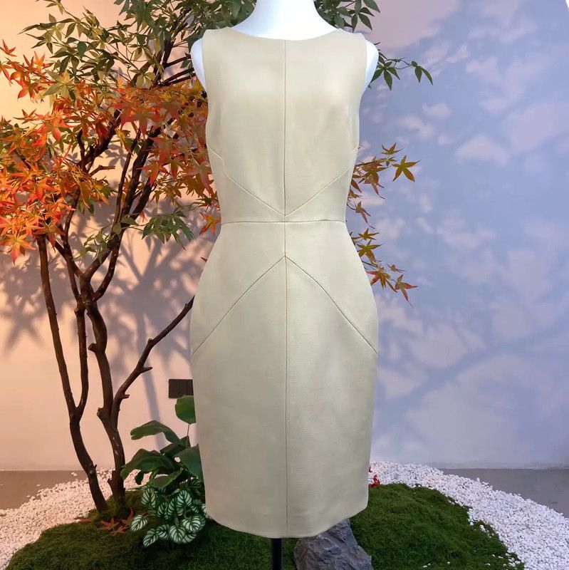 Dior Dior Beige Wool Women's Dress 0089 Size M / US 6-8 / IT 42-44 - 1 Thumbnail