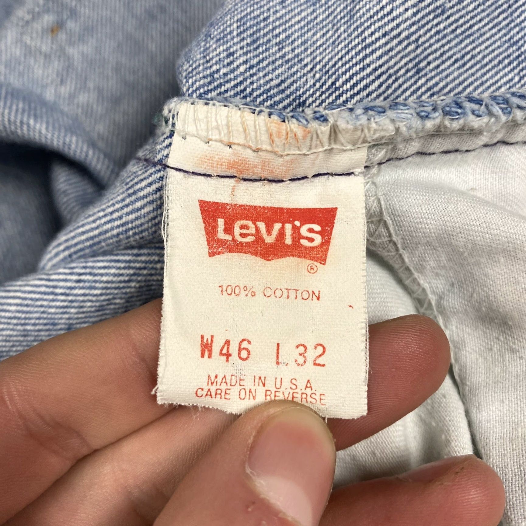 Levi's VINTAGE 80s Levi's 509 Blue Denim Jeans 44x32 Light Wash Distressed USA Mens Size US 44 / EU 60 - 7 Thumbnail