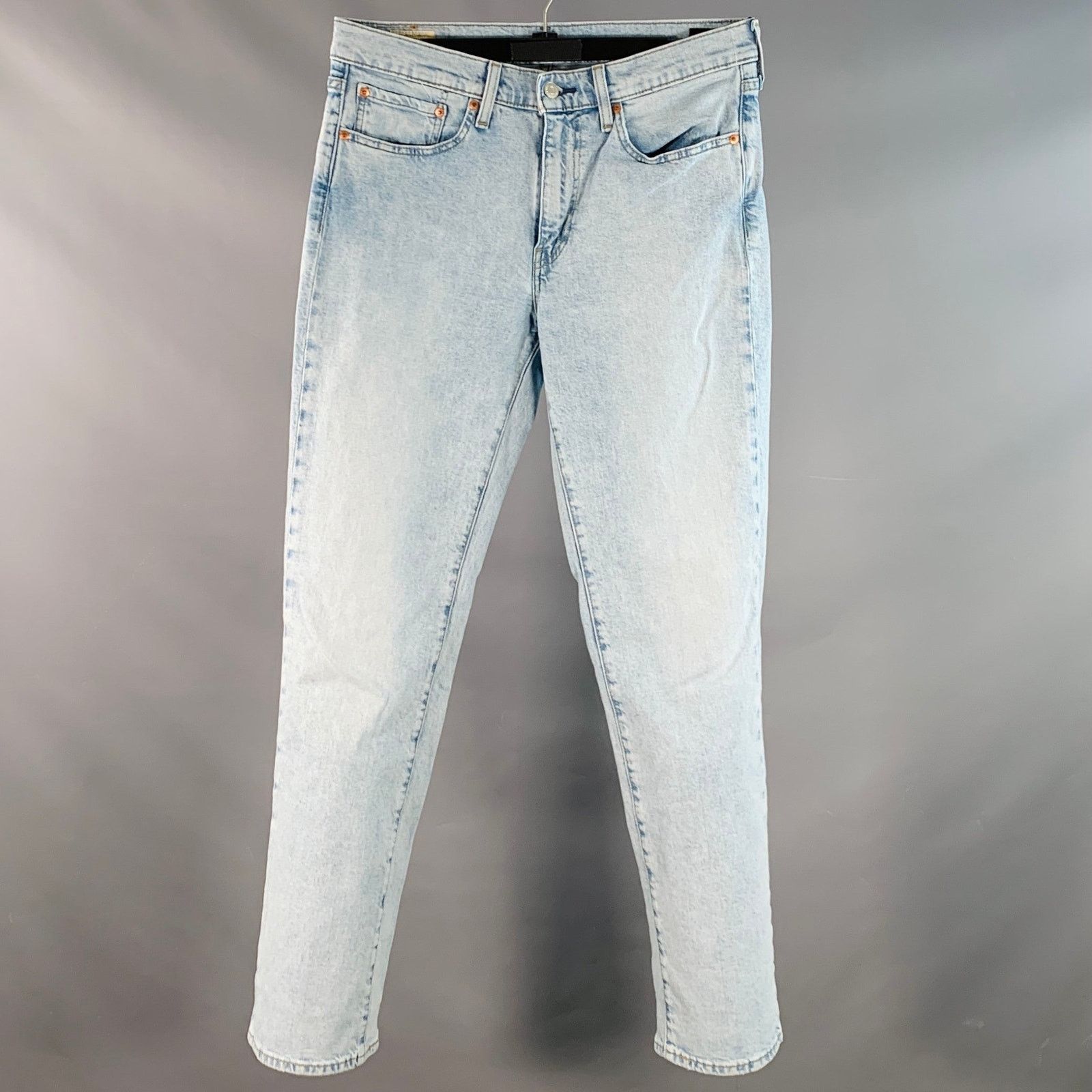 Levi's LEVI STRAUSS Size 32 Blue Cotton Five Pockets Straight Jeans Size US 32 / EU 48 - 1 Thumbnail