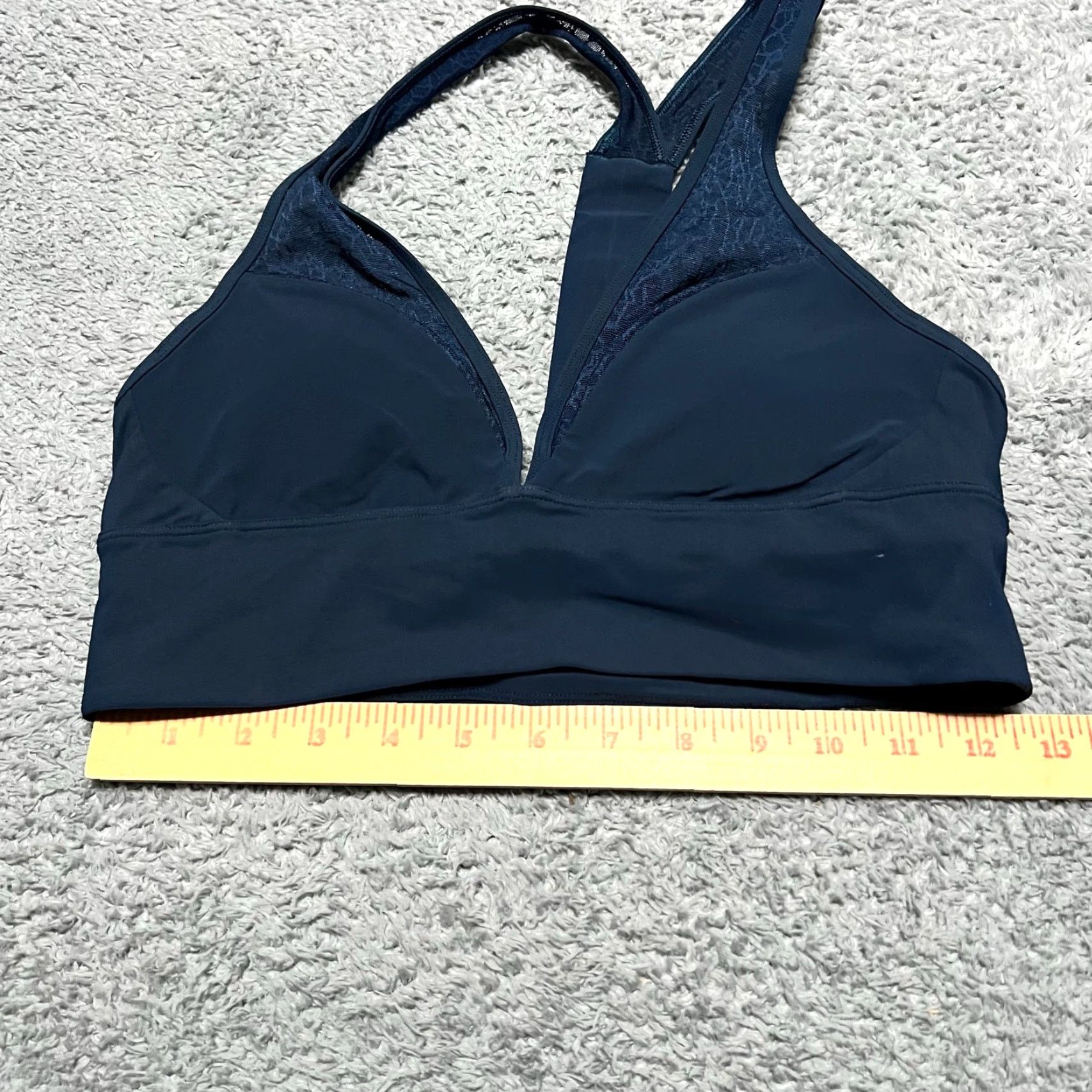 Lululemon Lululemon Sports Bra Womens 8 Twist & Train Bra Blue M Bralette Shirt? Size ONE SIZE - 5 Thumbnail