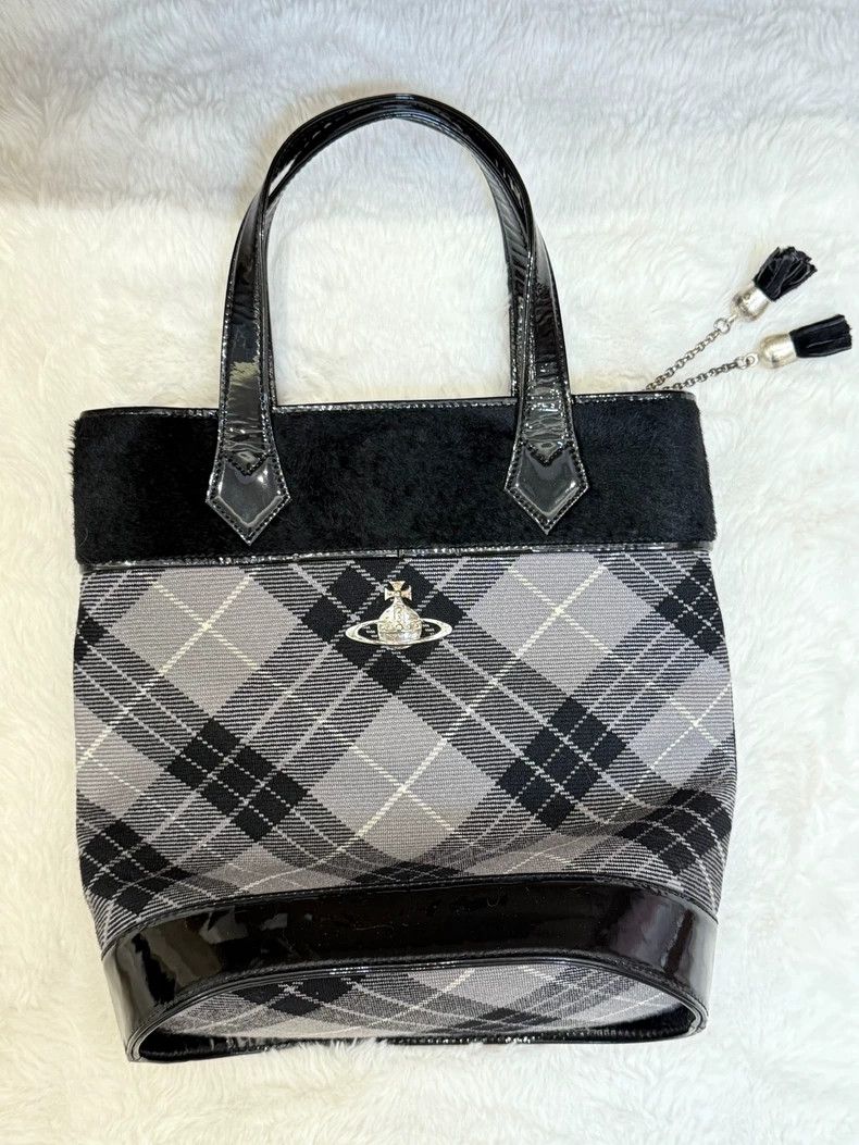 Vivienne Westwood vivienne westwood size os 2000s macaiche checkered cylinder Size ONE SIZE - 1 Thumbnail