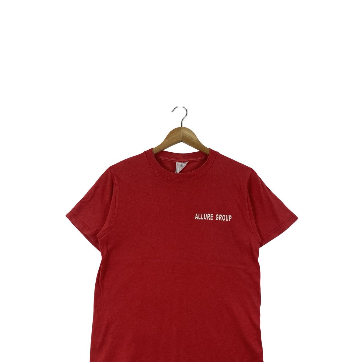 Vintage Vintage ALLURE GROUP Minimal Chest Logo Classic Tee Size US S / EU 44-46 / 1 - 2 Thumbnail