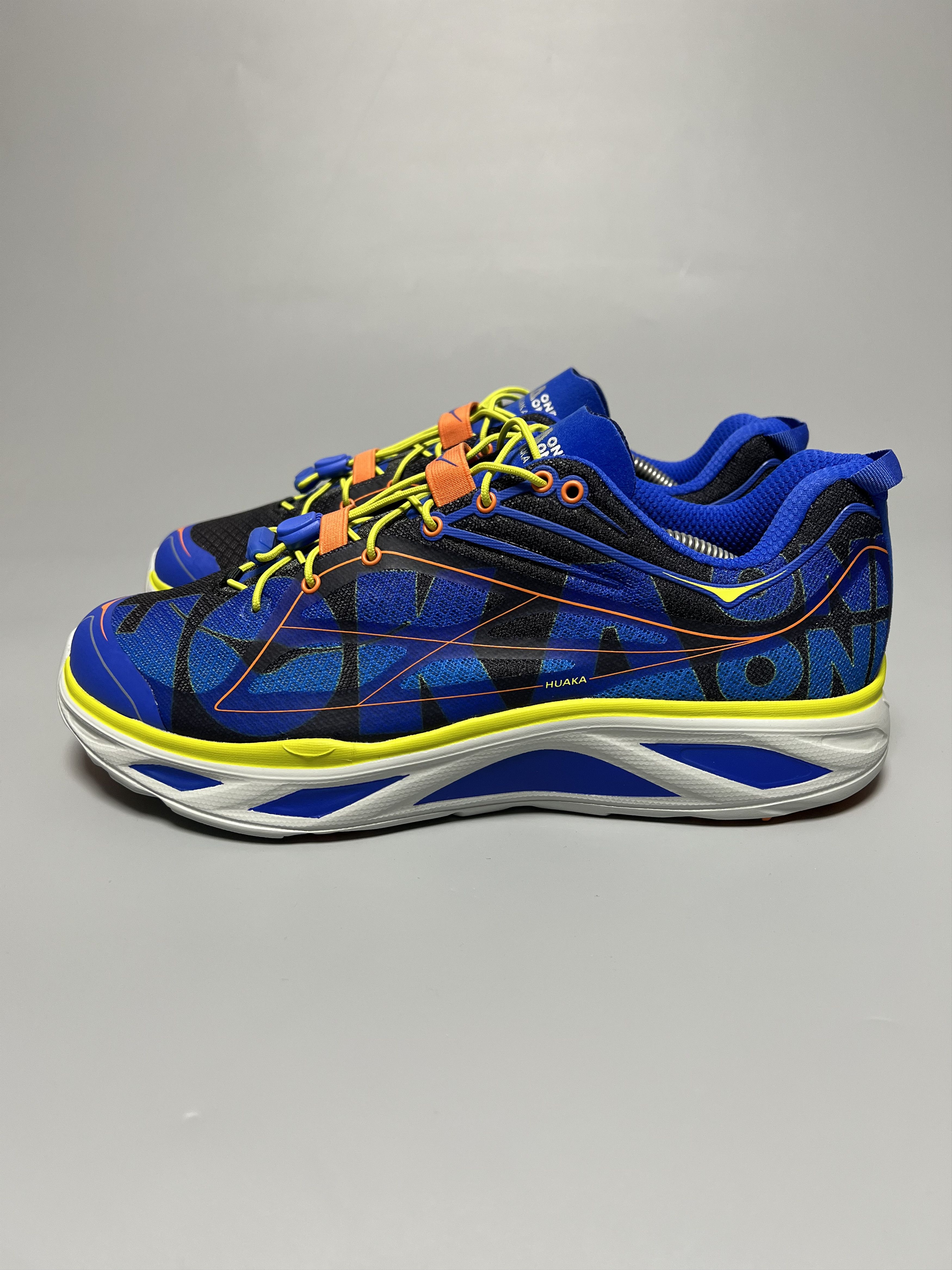 Hoka Hoka Huaka Origins Comfort Walking Shoes Sneakers Travel Size US 10 / EU 43 - 2 Thumbnail
