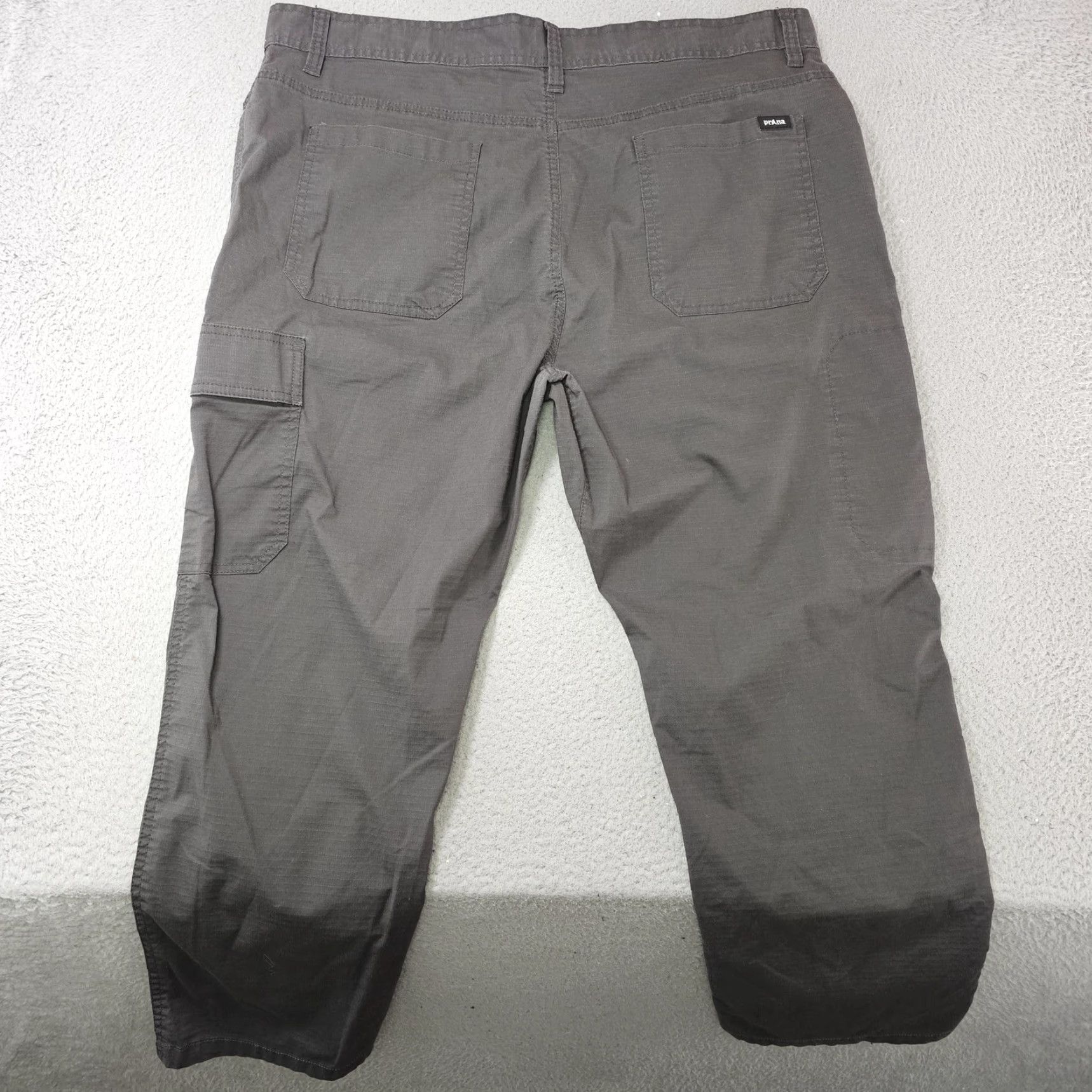 Prana Prana Pants Mens 38x26 Cargo Hiking Outdoor Stretch Organic Cotton Gray Regular Waist 38 Inseam 26 Pockets Logo Vintage No Men Pants Size US 38 / EU 54 - 7 Thumbnail