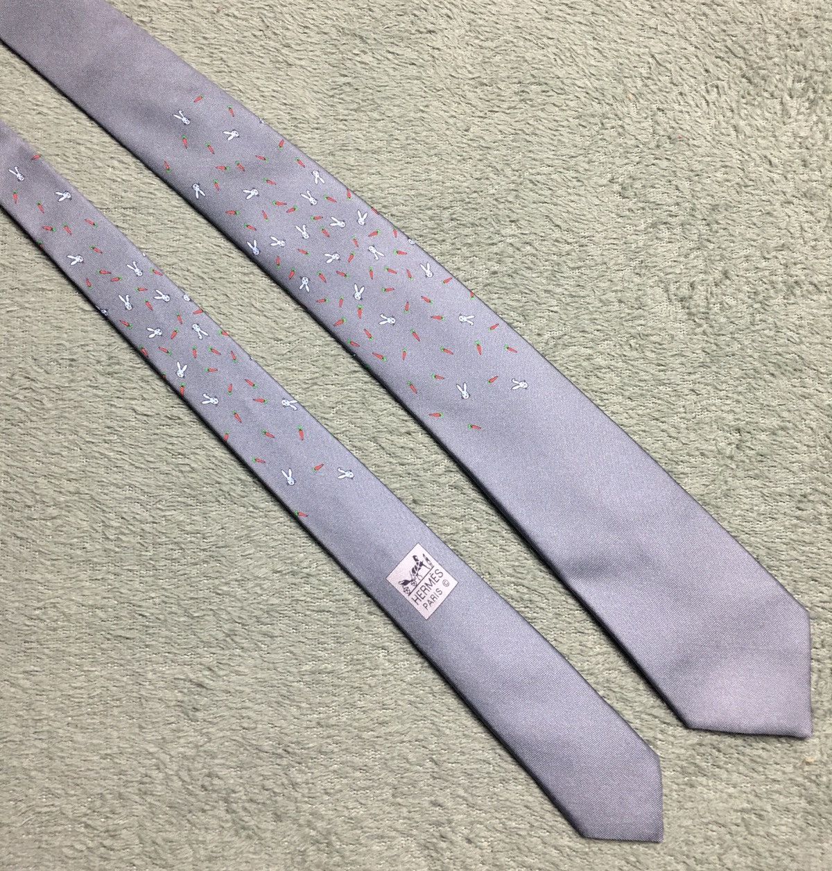 Hermes HERMES Paris Rabbit Carrot Print 6311 PA Silk Mens Tie Size ONE SIZE - 2 Thumbnail