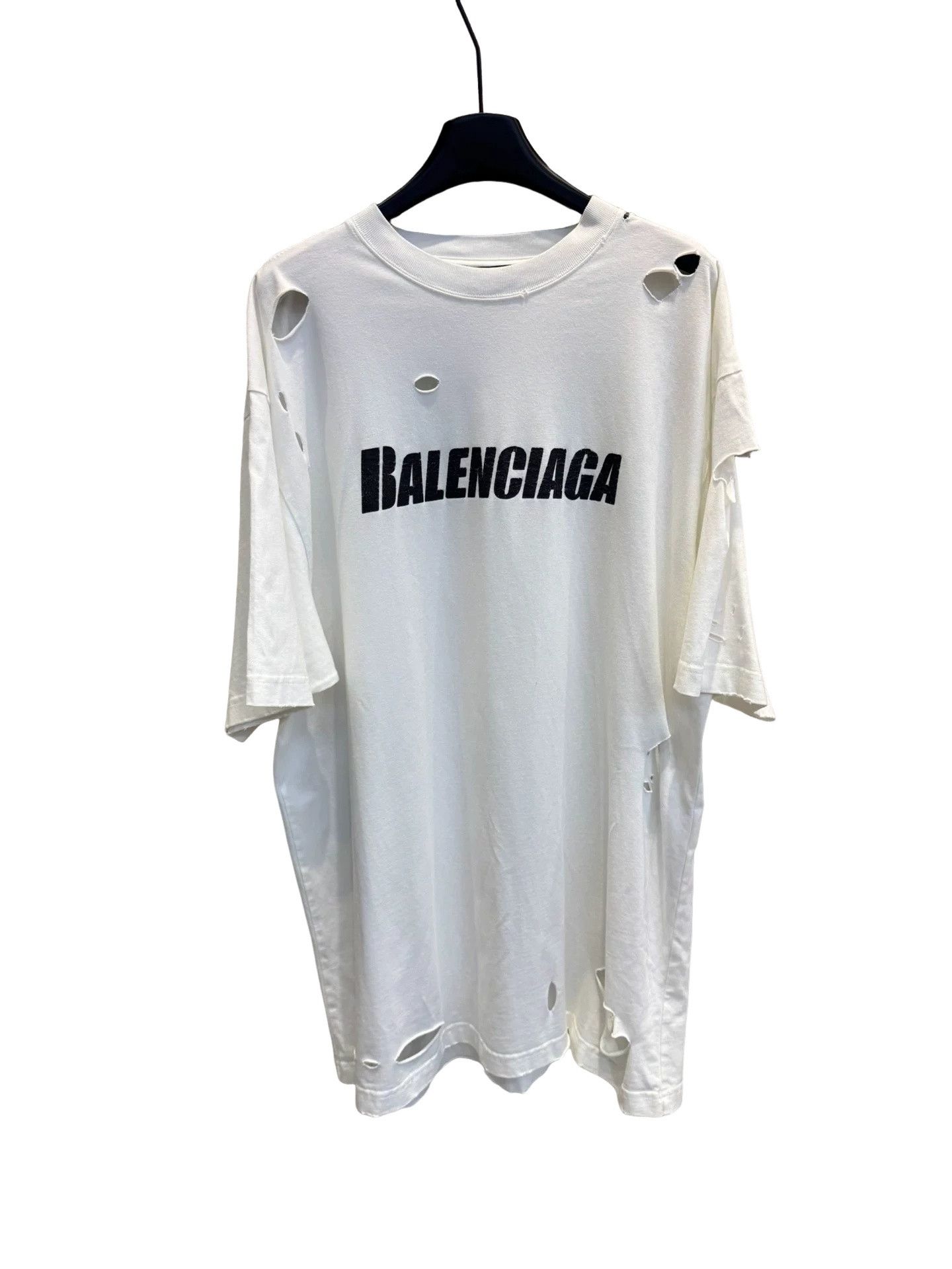 Balenciaga Balenciaga Destroyed T-Shirt Size XXS Size US XXS / EU 40 - 1 Thumbnail