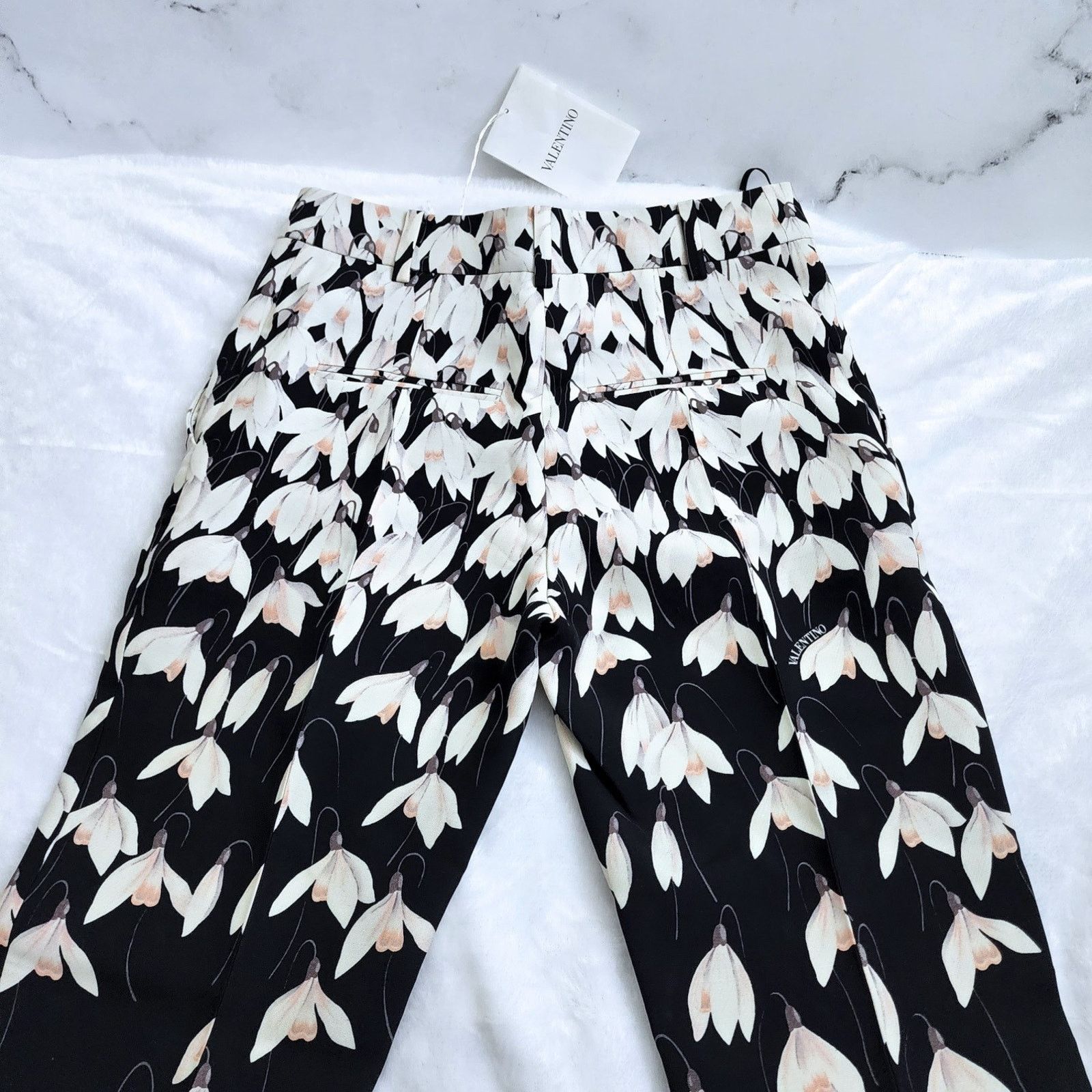 Valentino Valentino Snowdrop Crepe Couture Floral Trousers MSRP $2200 Size 26" / US 2 / IT 38 - 7 Thumbnail