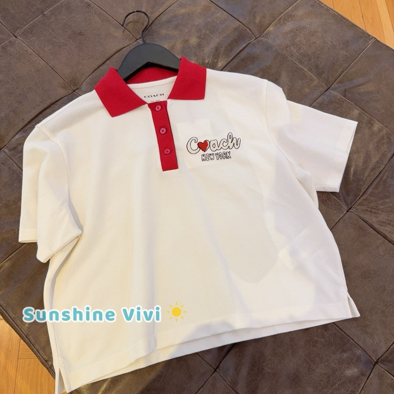 Strawberry NWT Coach Heart Cropped Relaxed Polo White CBF25 Small Size S / US 4 / IT 40 - 1 Thumbnail