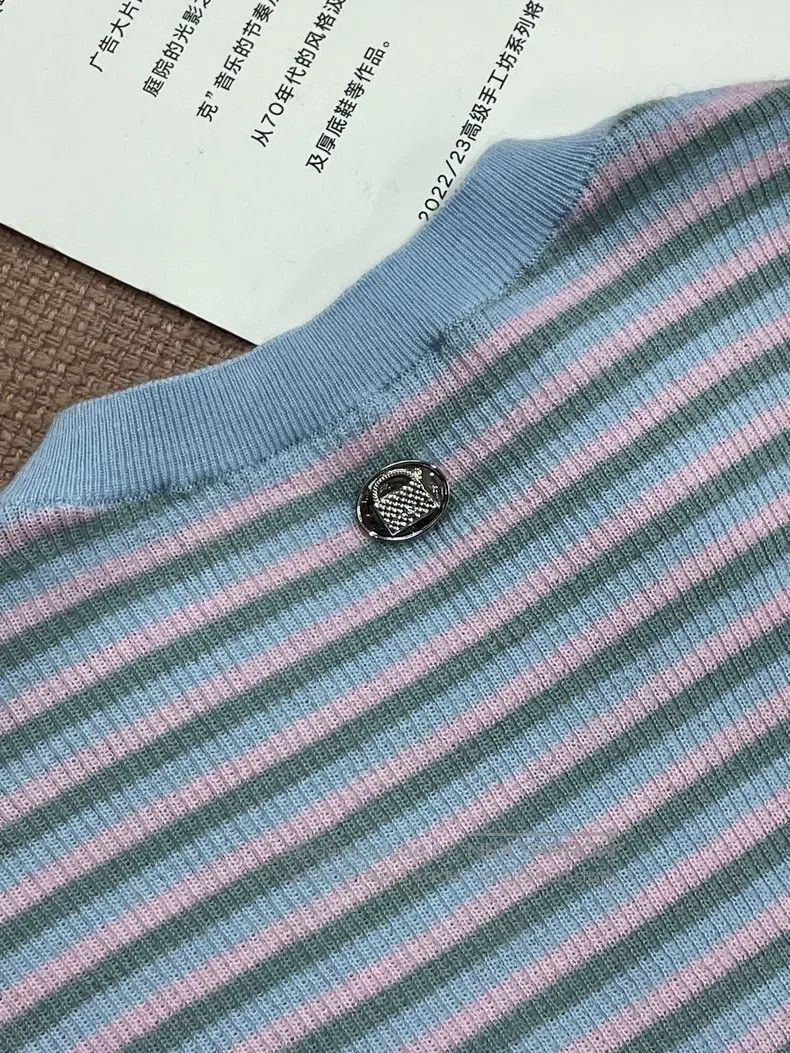 Chanel Chanel 25B pink blue striped cashmere short sleeves Size XS / US 0-2 / IT 36-38 - 3 Thumbnail