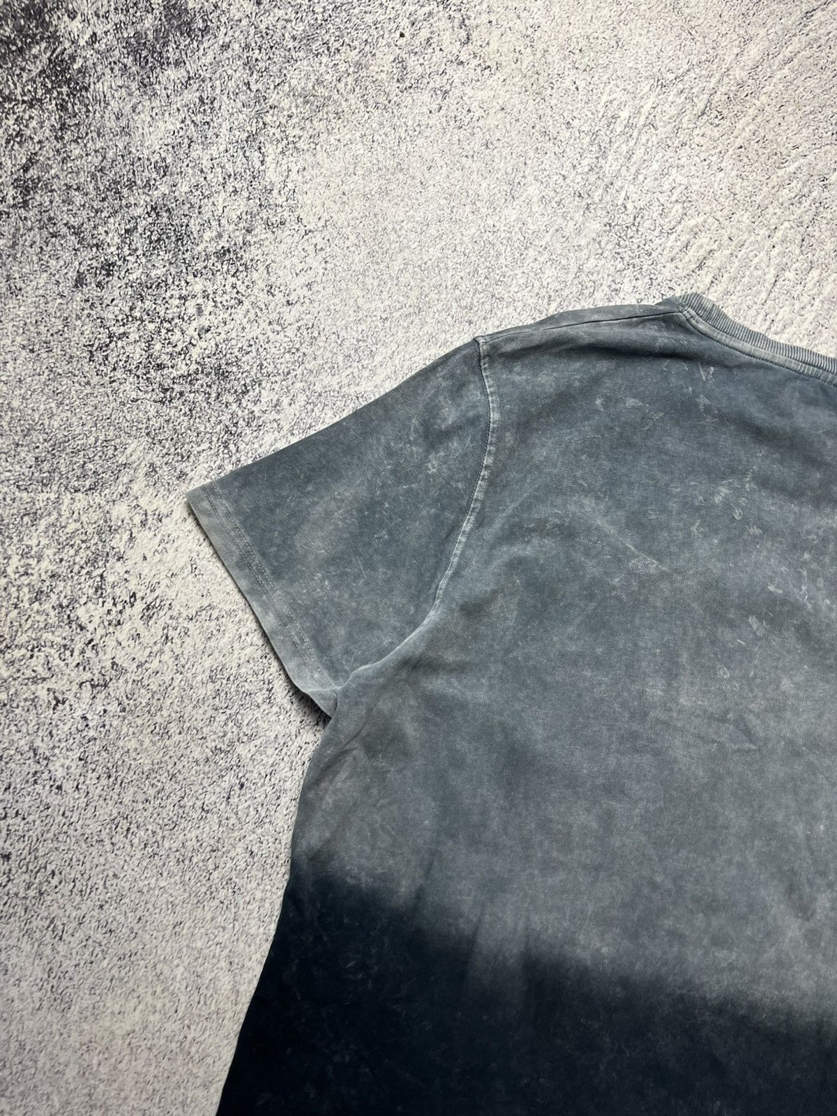 Diesel Vintage Diesel T-Shirt Big Logo 2000s Hype Y2K XL size Size US XL / EU 56 / 4 - 19 Thumbnail