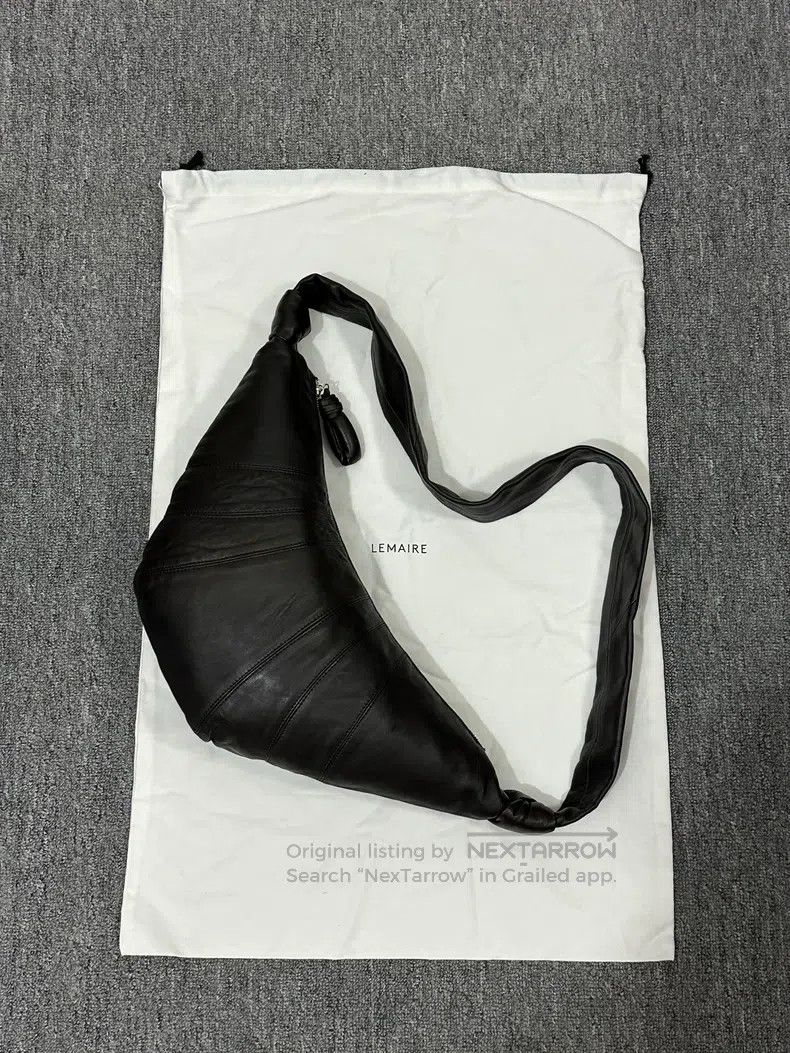 Lemaire LEMAIRE Medium dark-chocolate lambskin Croissant bag i Size ONE SIZE - 1 Thumbnail