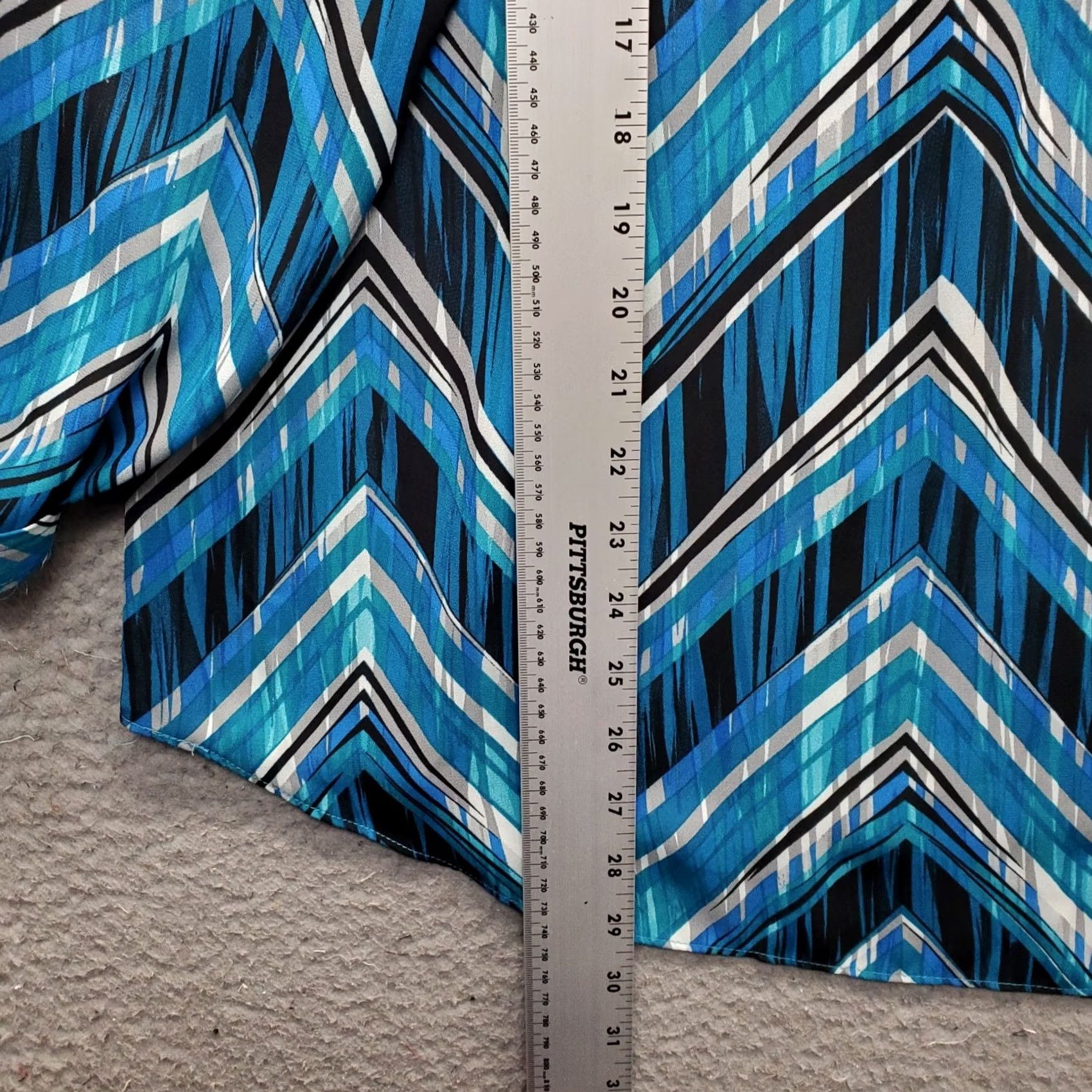 Vintage Zac & Rachel Blouse Top Womens XL Multi Chevron Long Sleeve V-Neck Button Front Blouse Size XL / US 12-14 / IT 48-50 - 3 Thumbnail