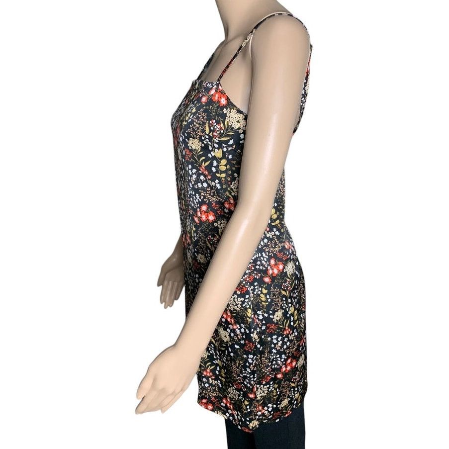 Forever 21 Forever 21 Women's Size Small Spaghetti Straps Cami Side Zip Size S / US 4 / IT 40 - 2 Thumbnail