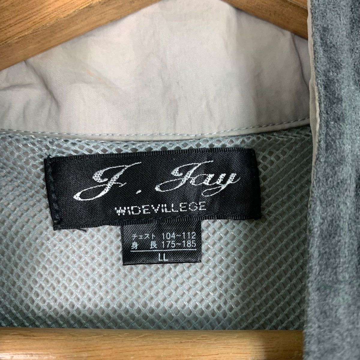 Japanese Brand J. AND JAY Wide Villege Big Logo Light Jacket #0896-C40 Size US L / EU 52-54 / 3 - 11 Thumbnail