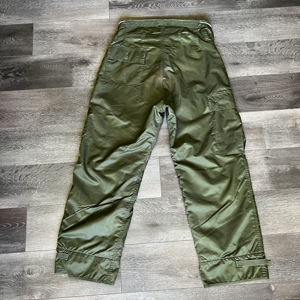 Vintage Vintage 1960s Army Extreme Cold Weather Impermeable Trousers Size US 34 / EU 50 - 2 Thumbnail