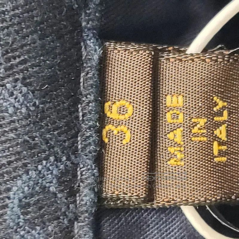 Louis Vuitton Louis Vuitton Monogram Denim Pants in Size 36. Size US 36 / EU 52 - 4 Thumbnail