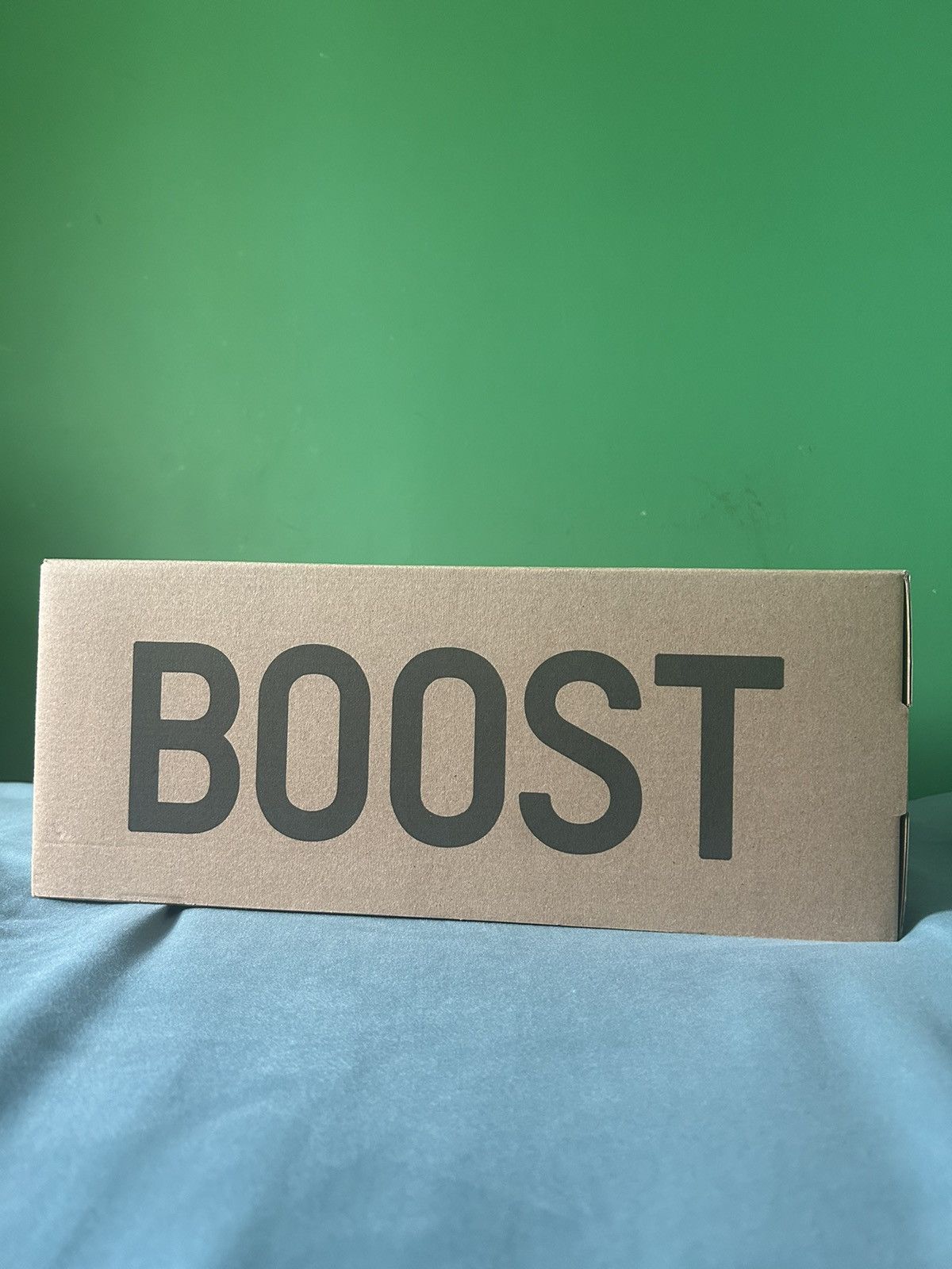Adidas Adidas Yeezy Boost 350 V2 Carbon Beluga 2023 Size US 11.5 / EU 44-45 - 11 Thumbnail